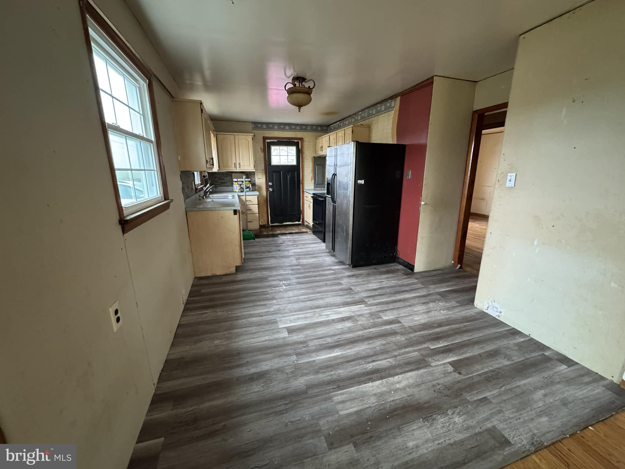 183 KNIGHTS CORNER ROAD