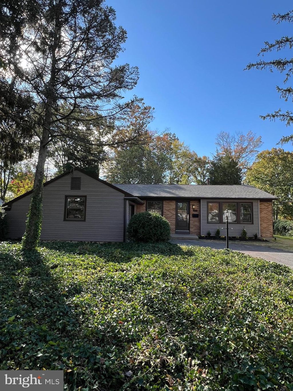 Photo of 1015 Merrymount Avenue S, BLACKWOOD, NJ 08012 (MLS # NJGL2065550)