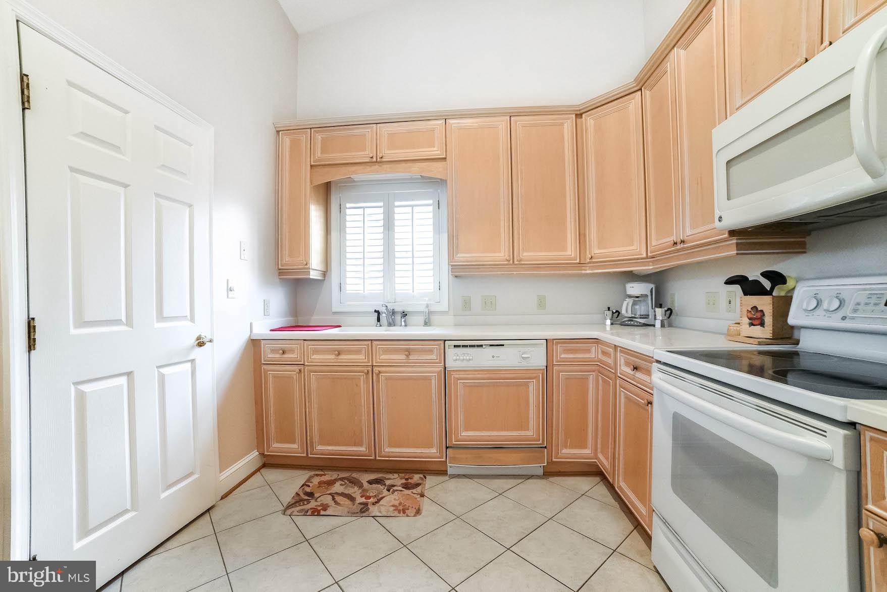 SOLOMONS LANDING - Residential Lease