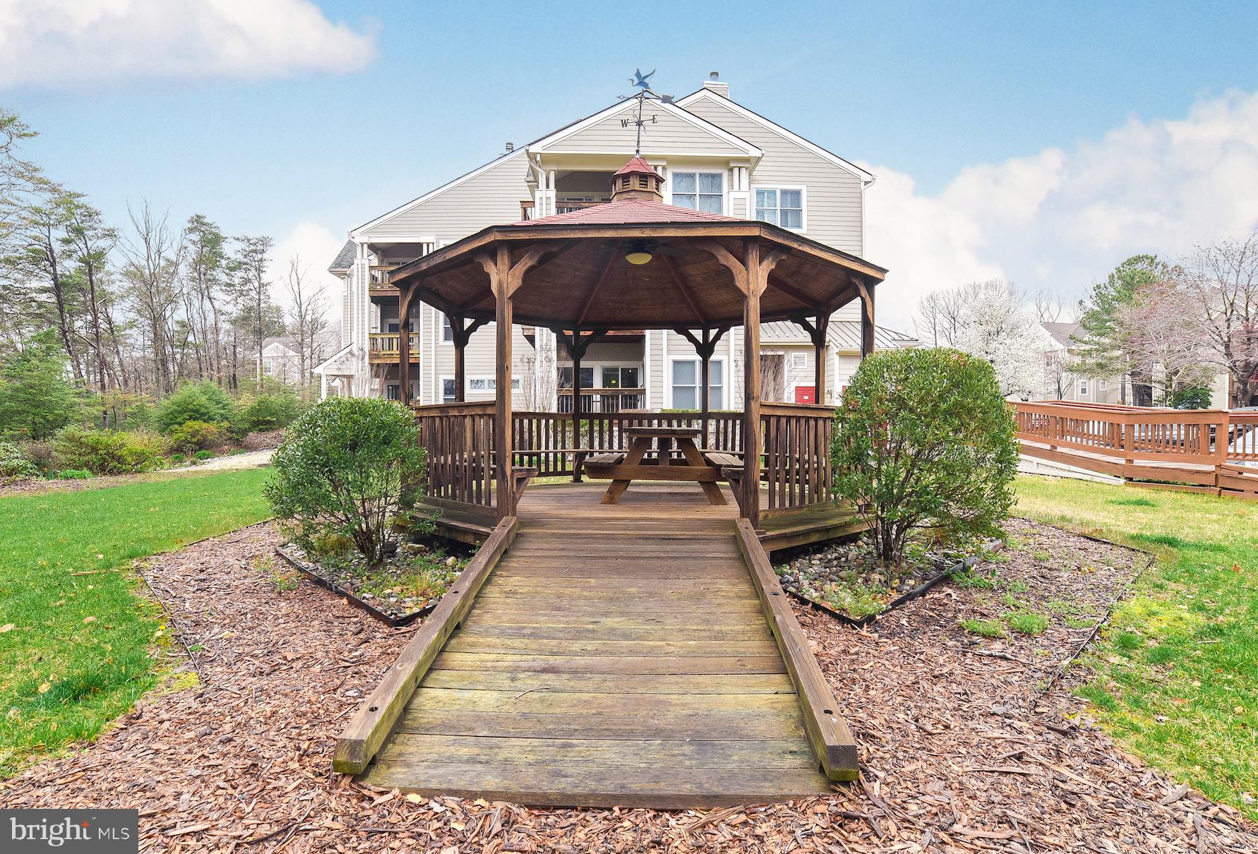 SOLOMONS LANDING - Residential Lease