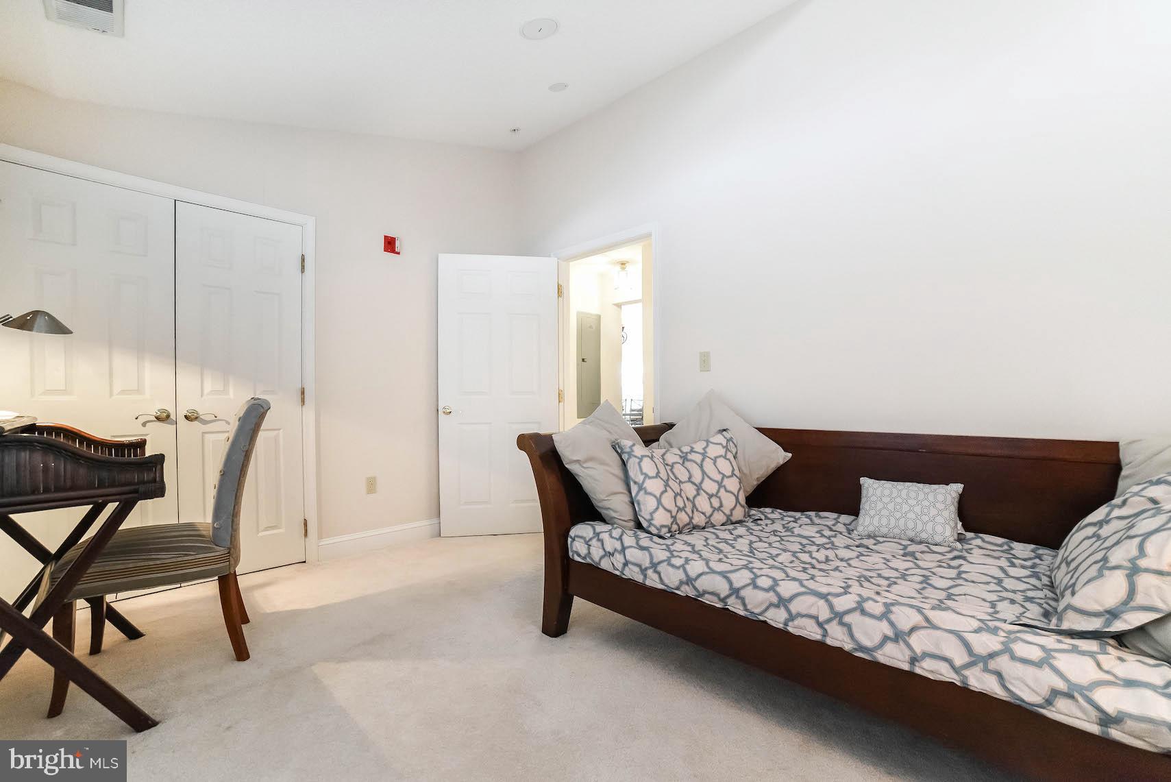 SOLOMONS LANDING - Residential Lease