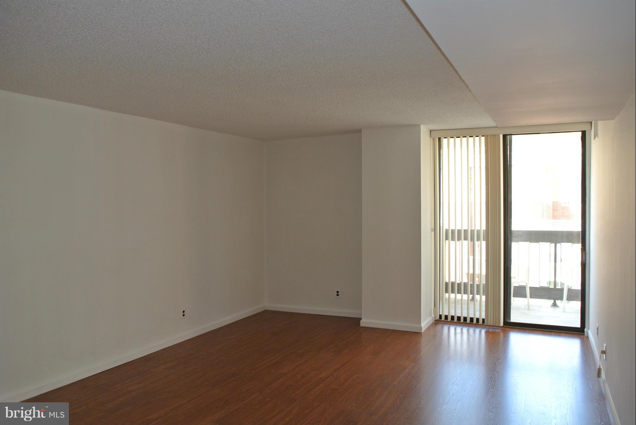 TOWER VILLAS - Residential Lease