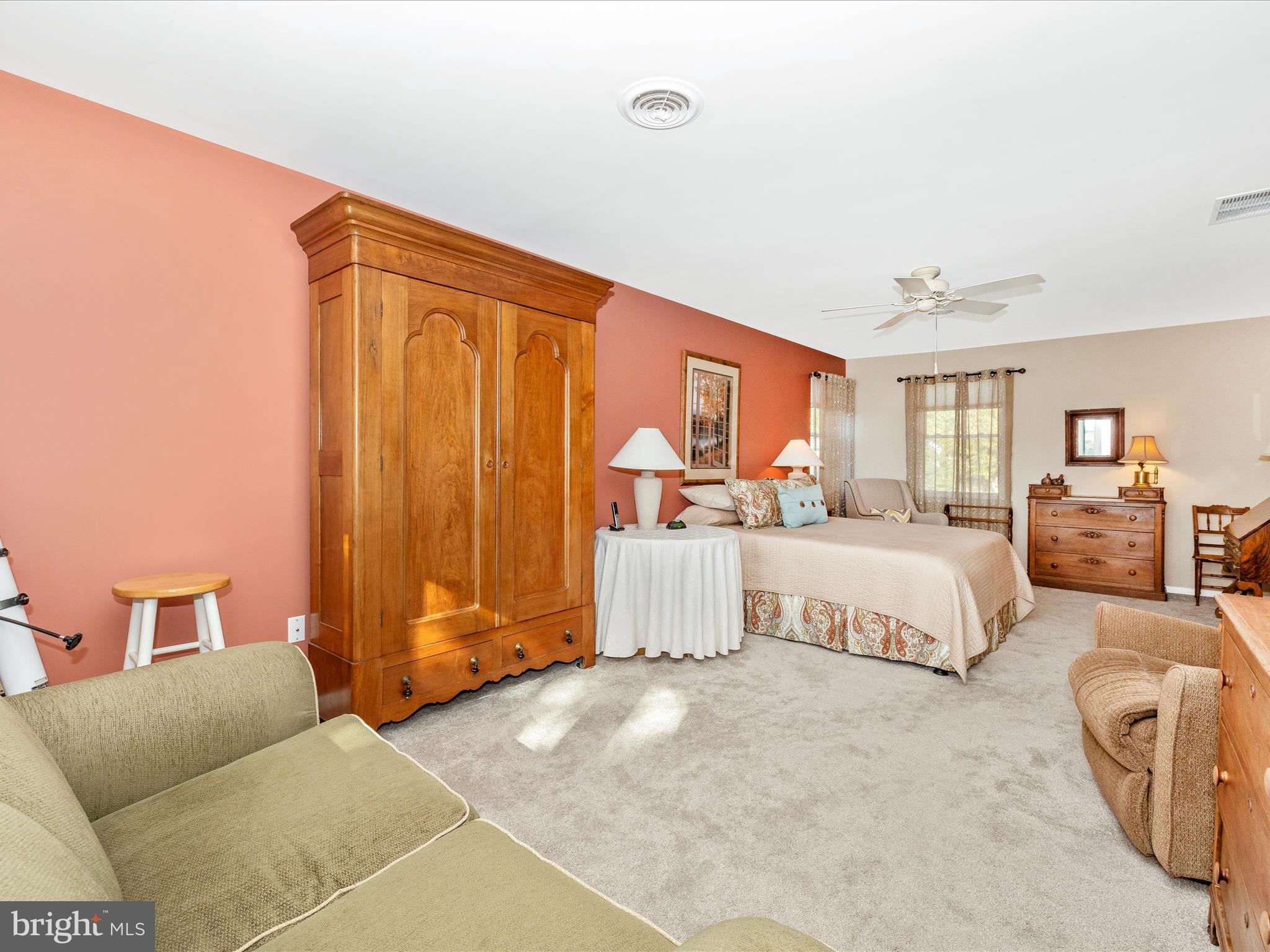 GLADE TOWN - Residential