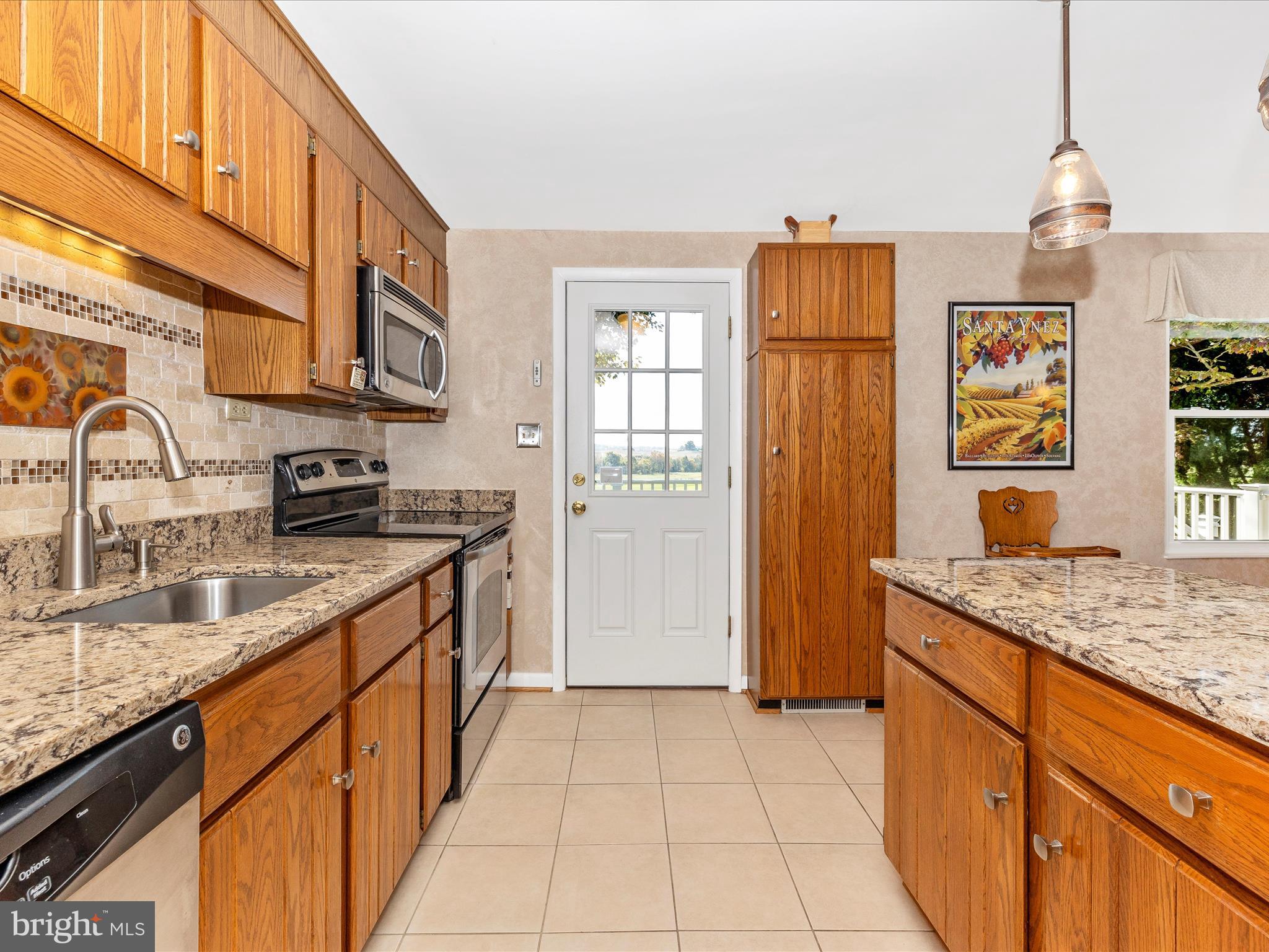 GLADE TOWN - Residential