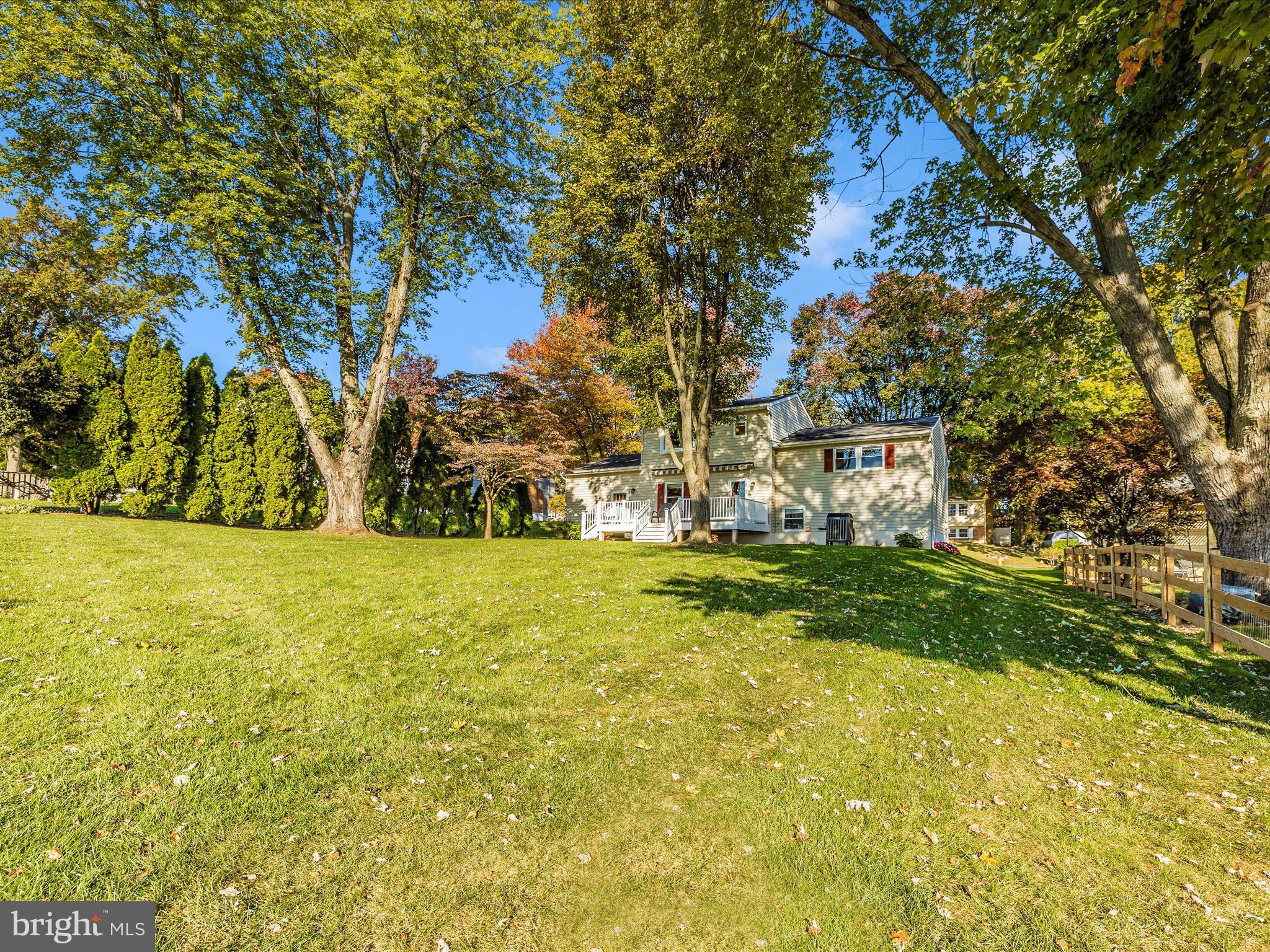 GLADE TOWN - Residential