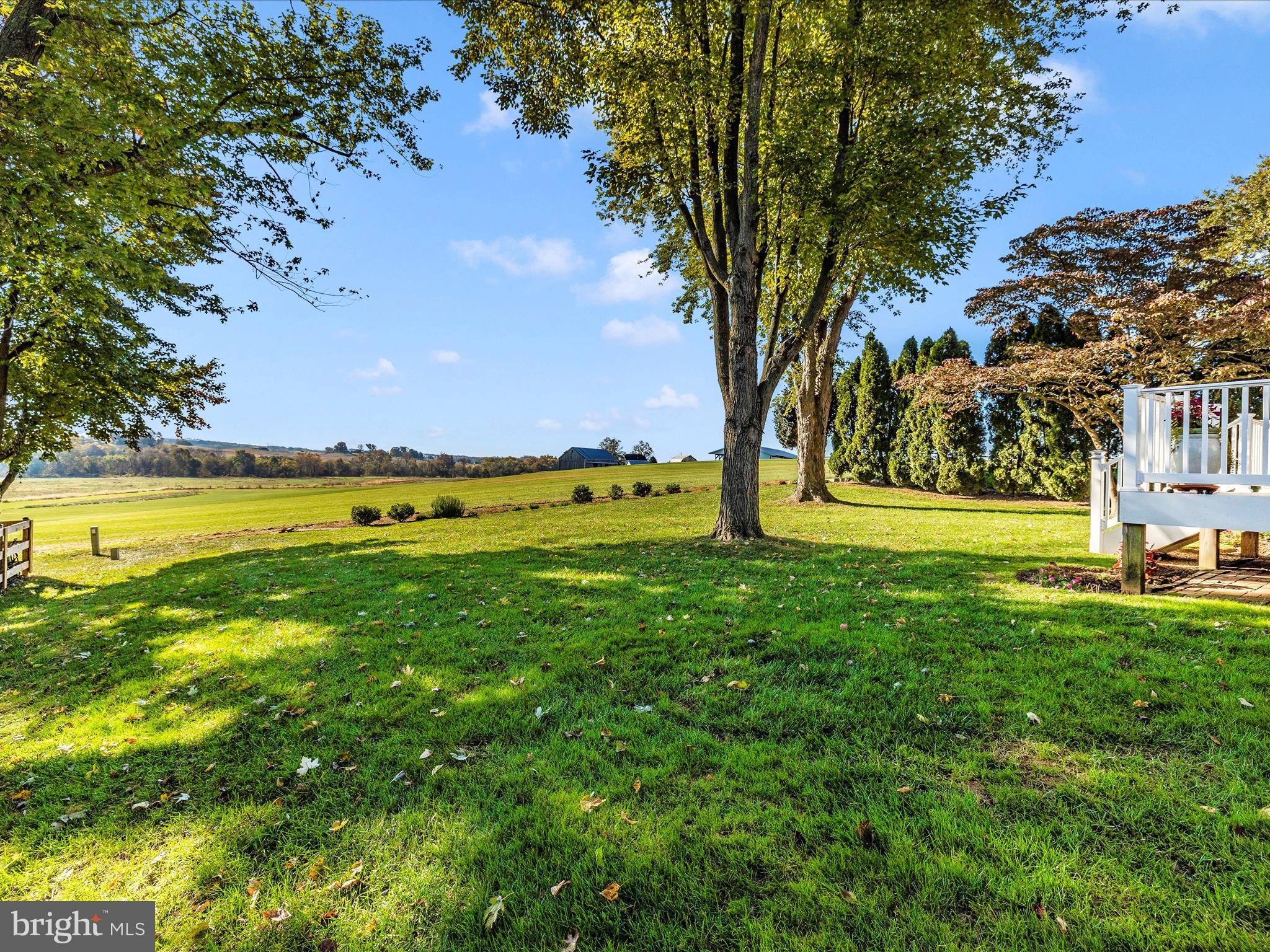 GLADE TOWN - Residential