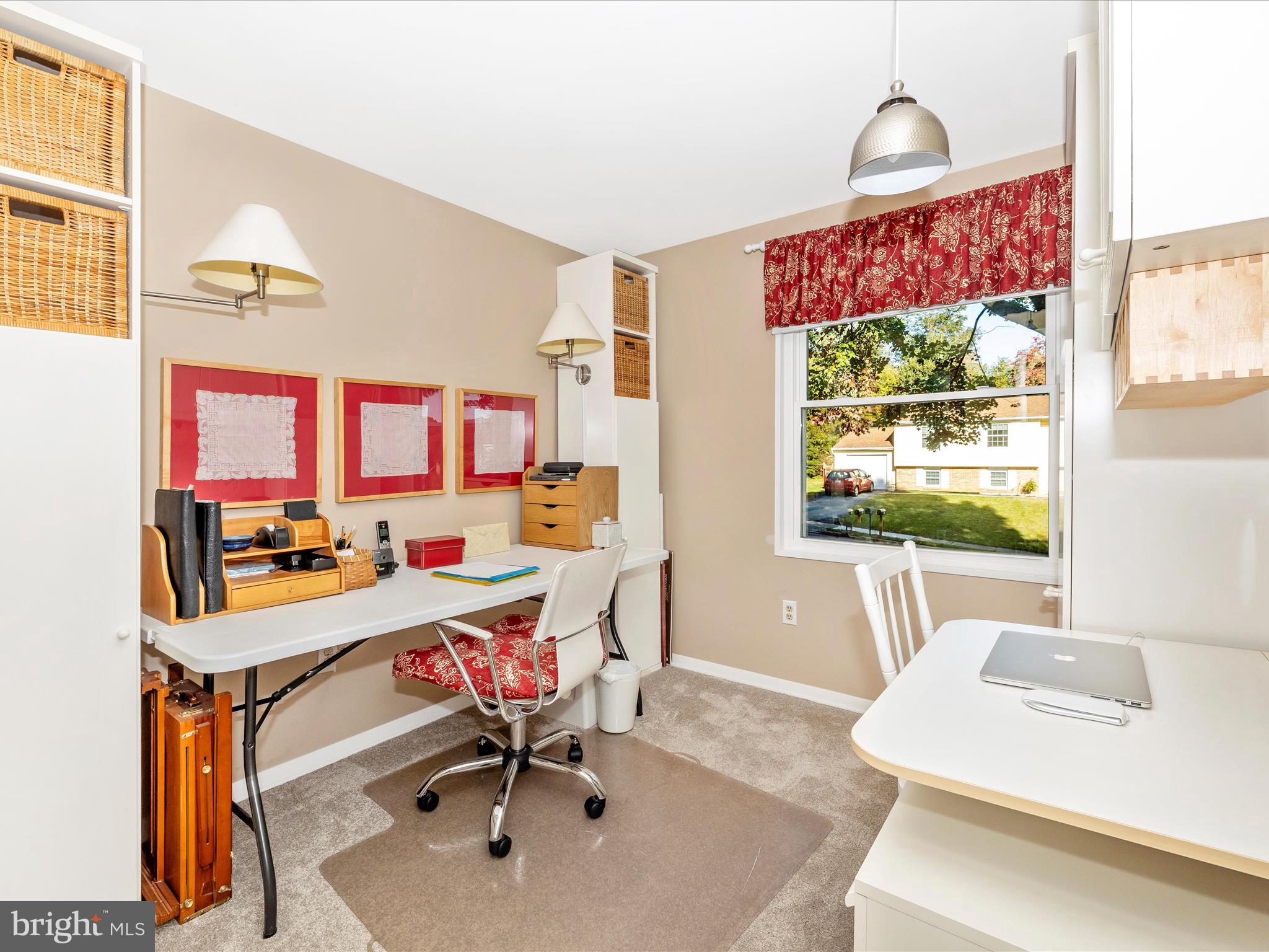 GLADE TOWN - Residential