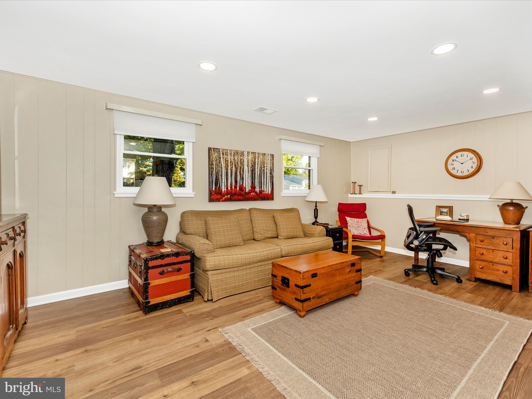 GLADE TOWN - Residential