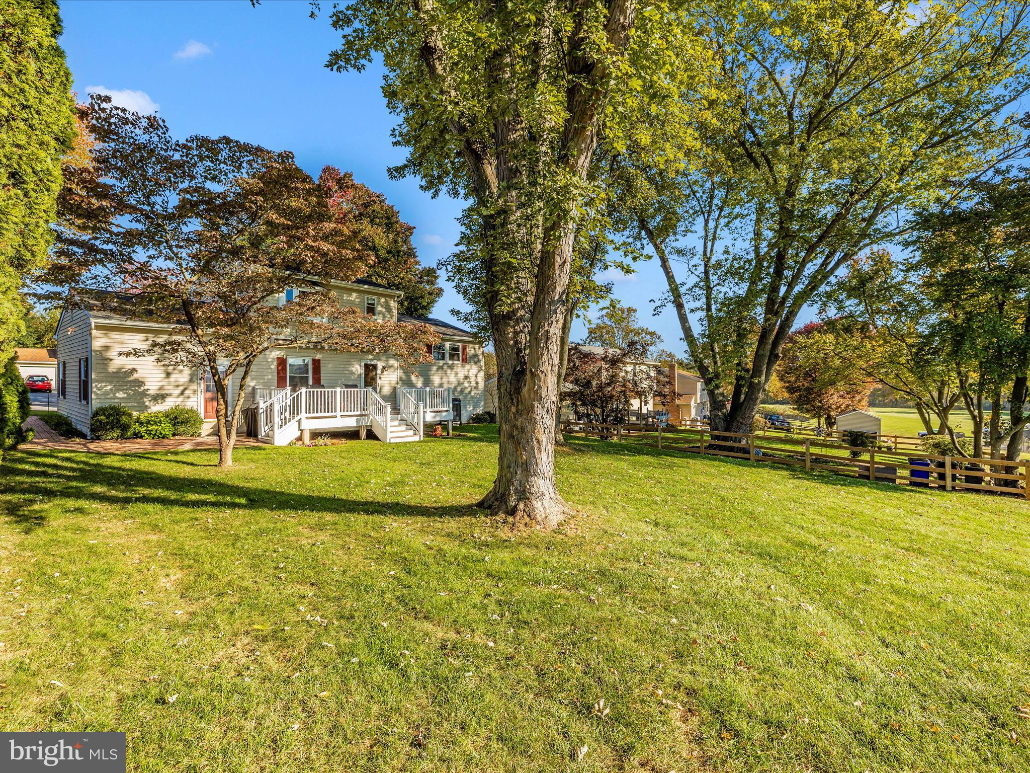 GLADE TOWN - Residential