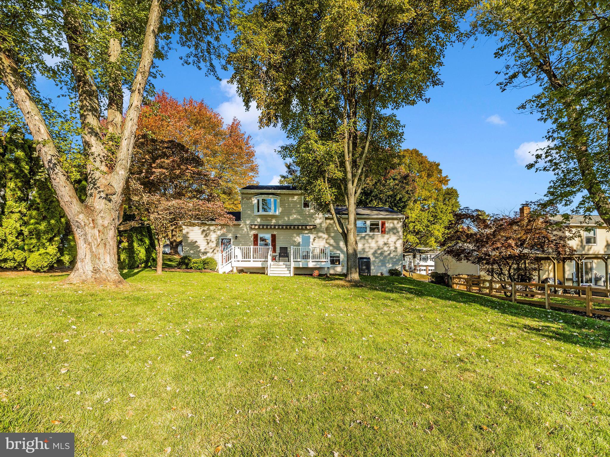 GLADE TOWN - Residential