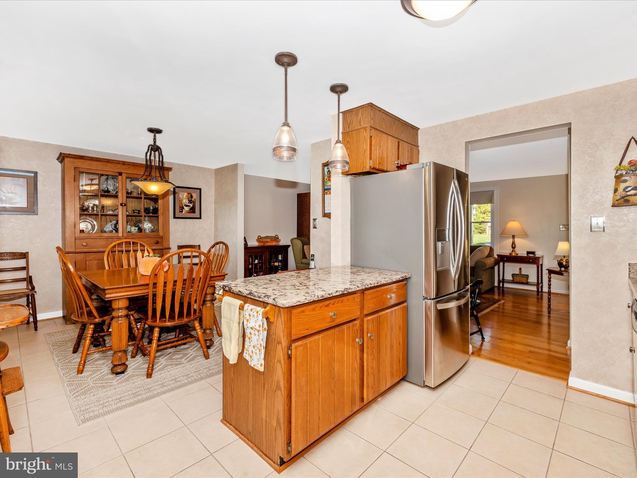 GLADE TOWN - Residential