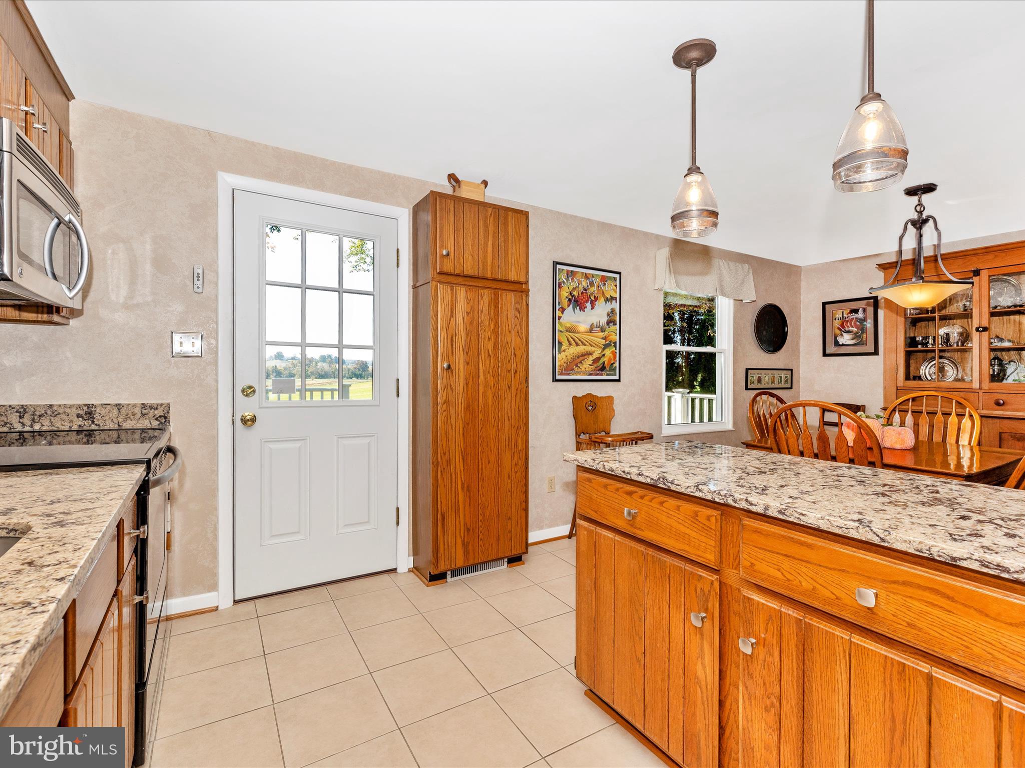 GLADE TOWN - Residential