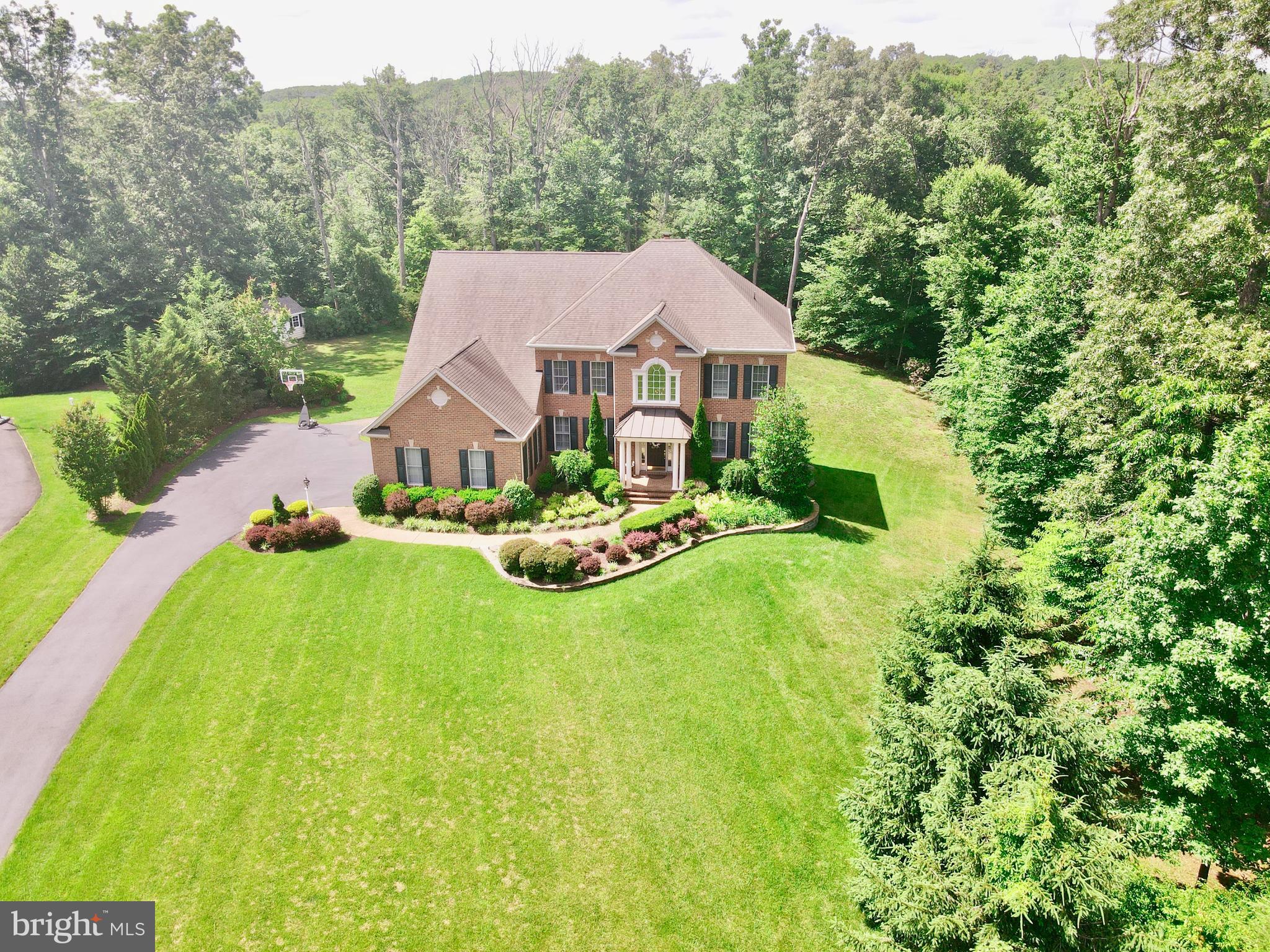 513 BROAD STREAM LANE