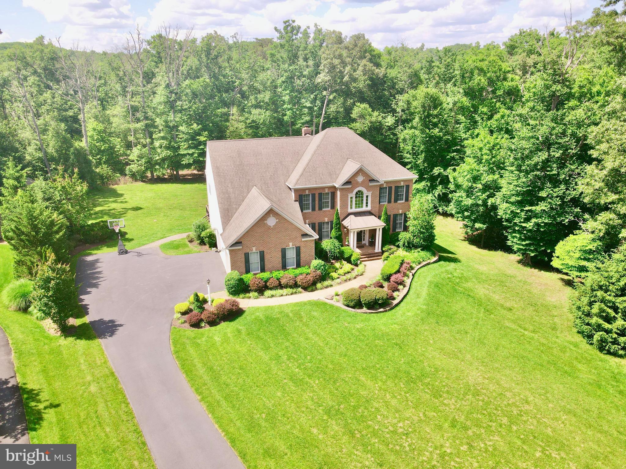513 BROAD STREAM LANE