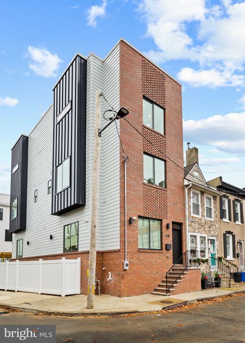 513 SALMON STREET PHILADELPHIA PA 19125