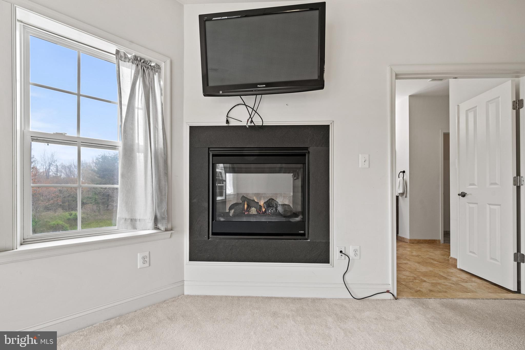 STONE LAKE - Residential