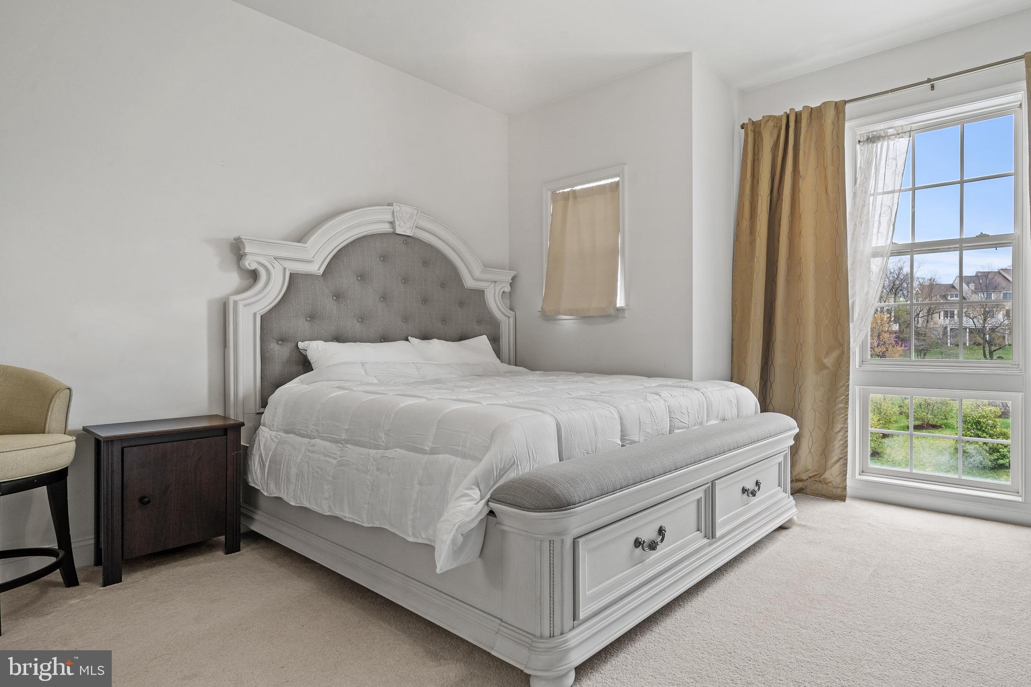 STONE LAKE - Residential