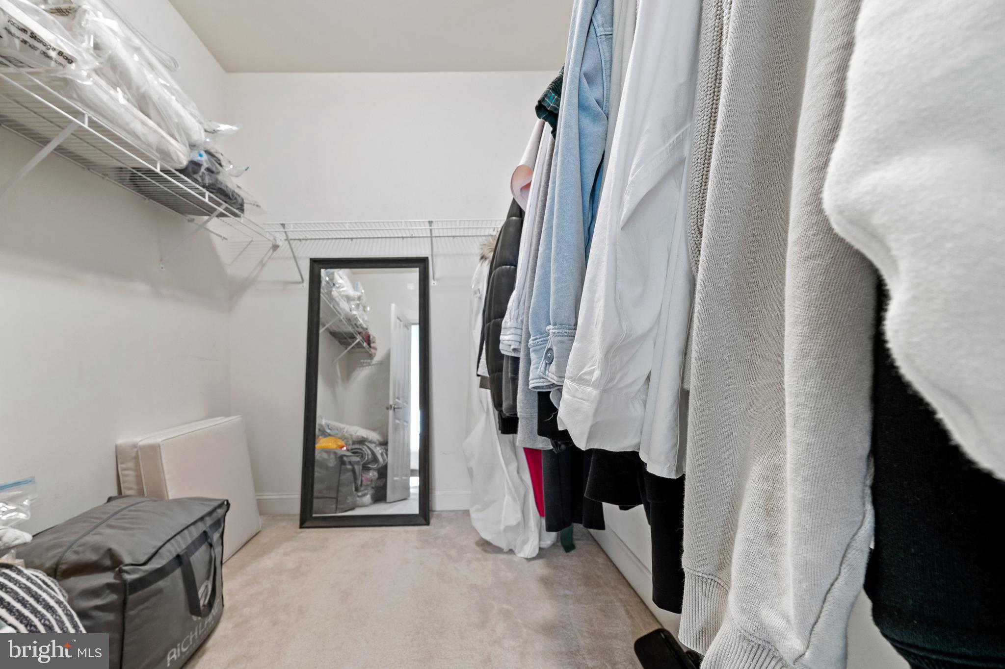 STONE LAKE - Residential