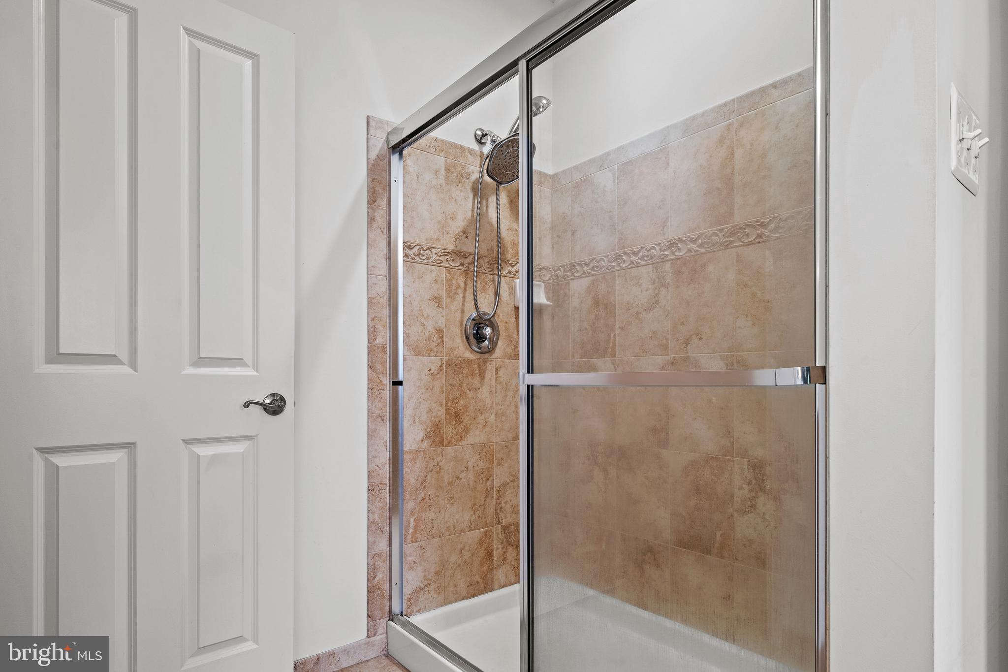 STONE LAKE - Residential