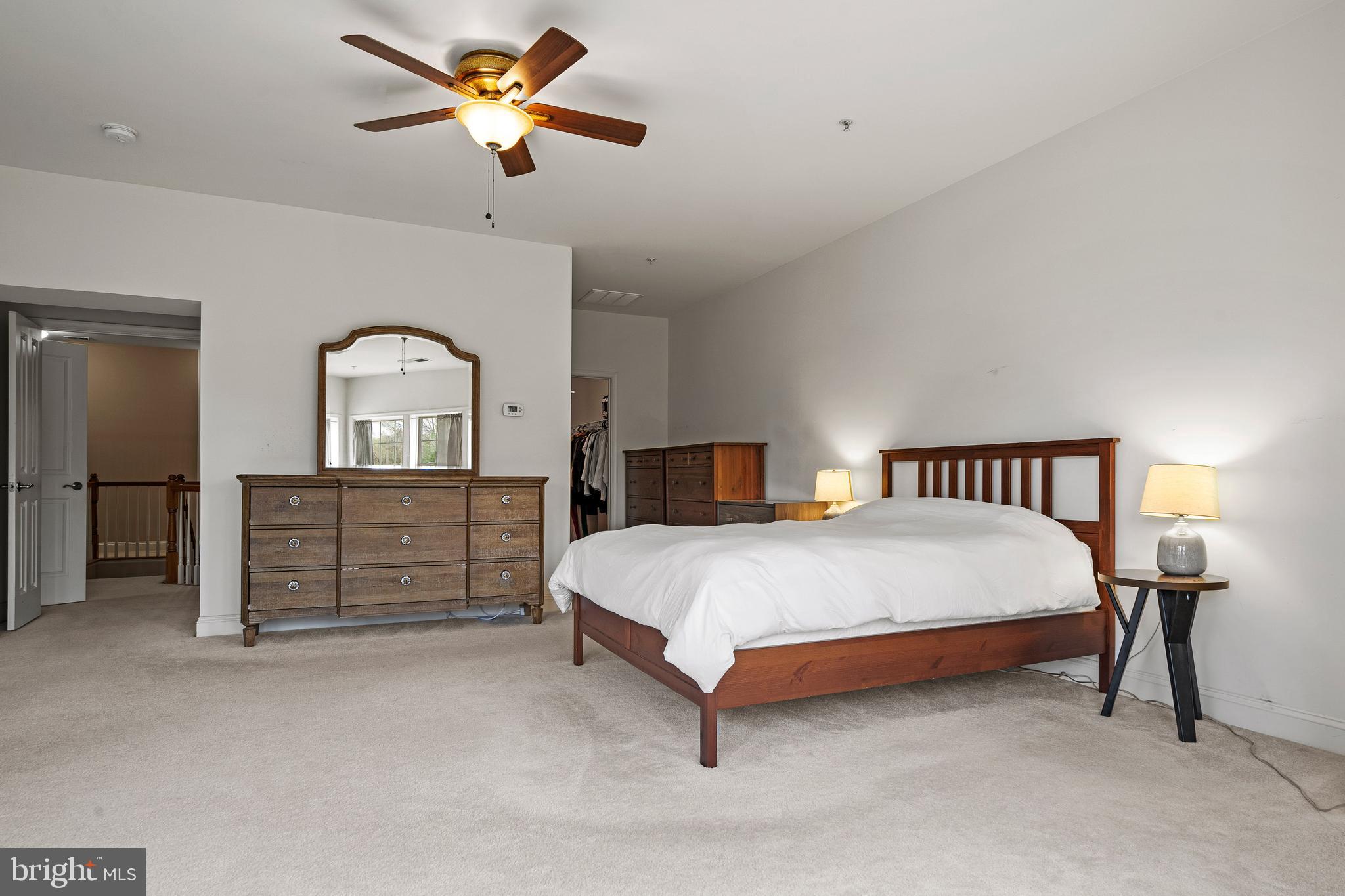 STONE LAKE - Residential