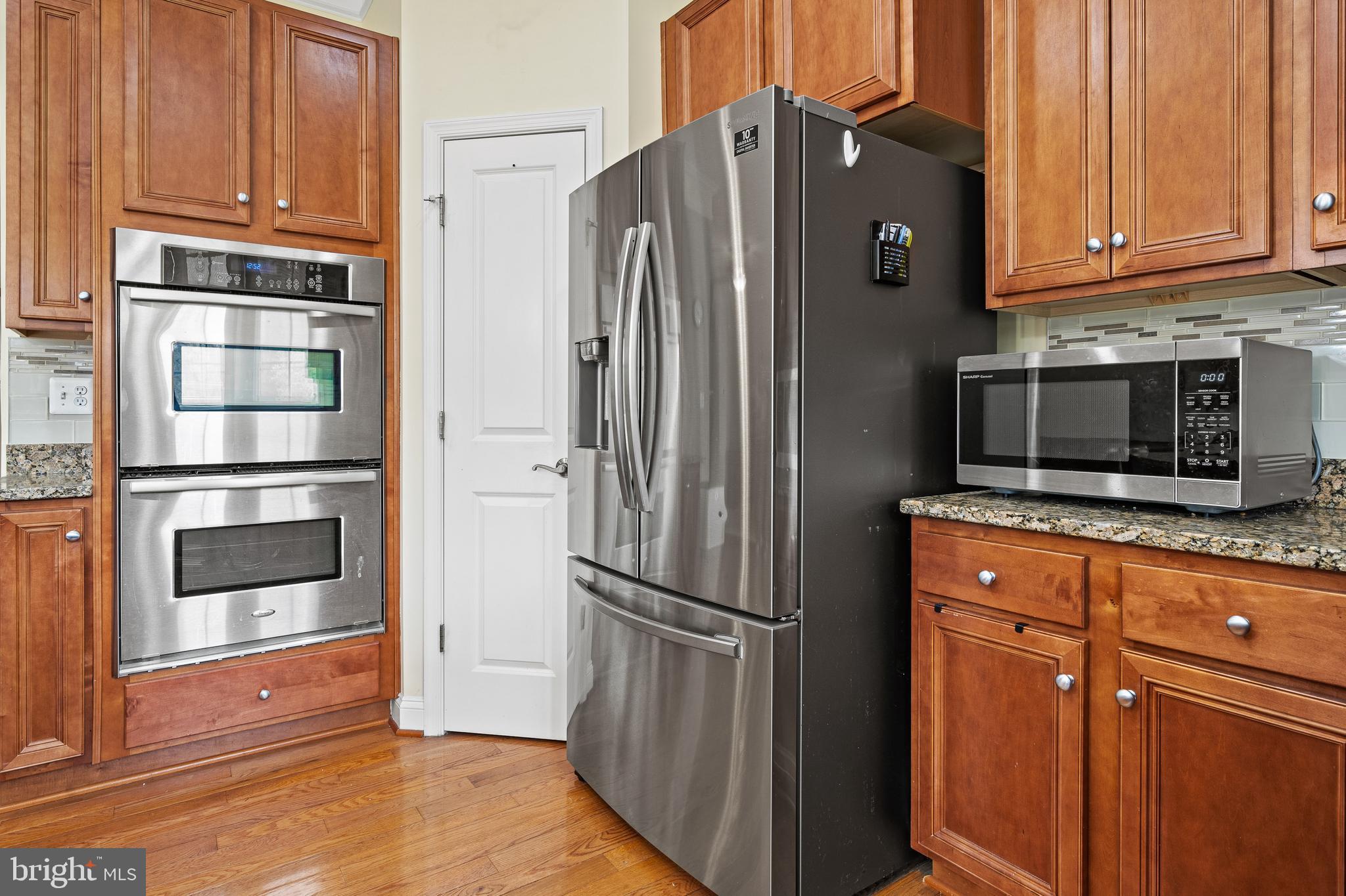 STONE LAKE - Residential