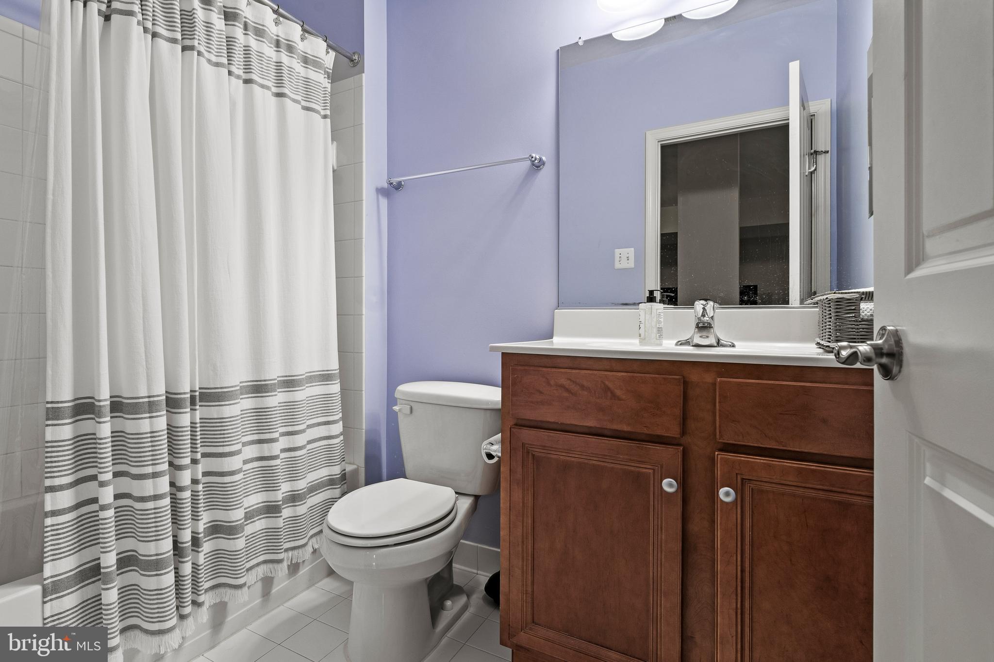 STONE LAKE - Residential