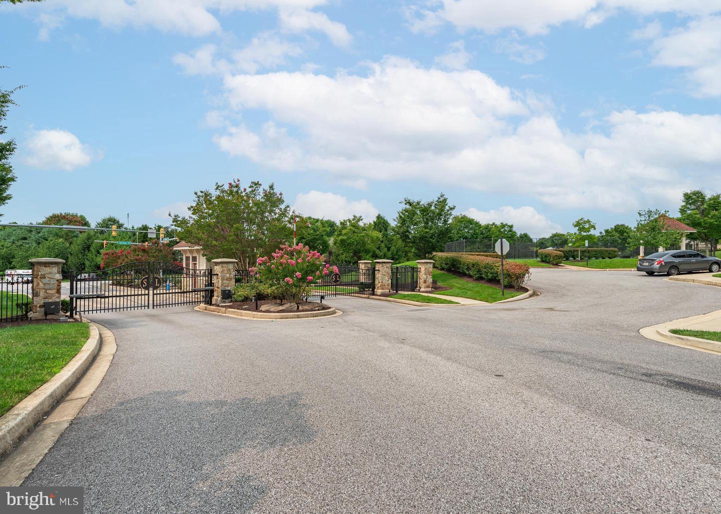 STONE LAKE - Residential