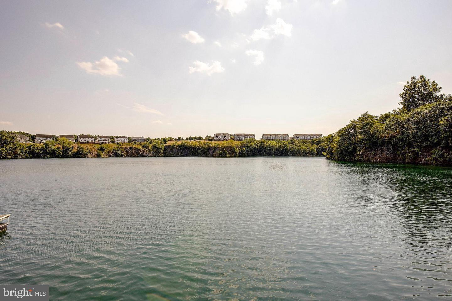 STONE LAKE - Residential