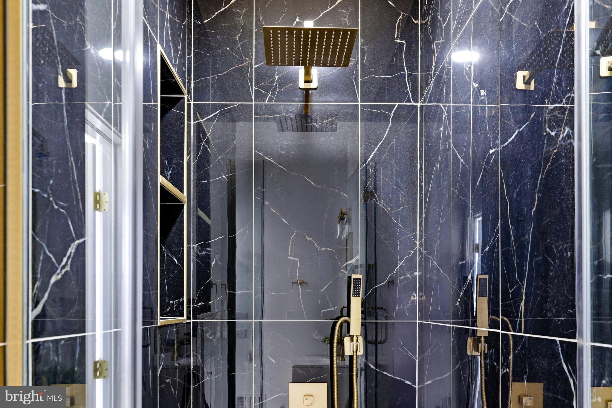 HAMPDEN HISTORIC DISTRICT - Residential