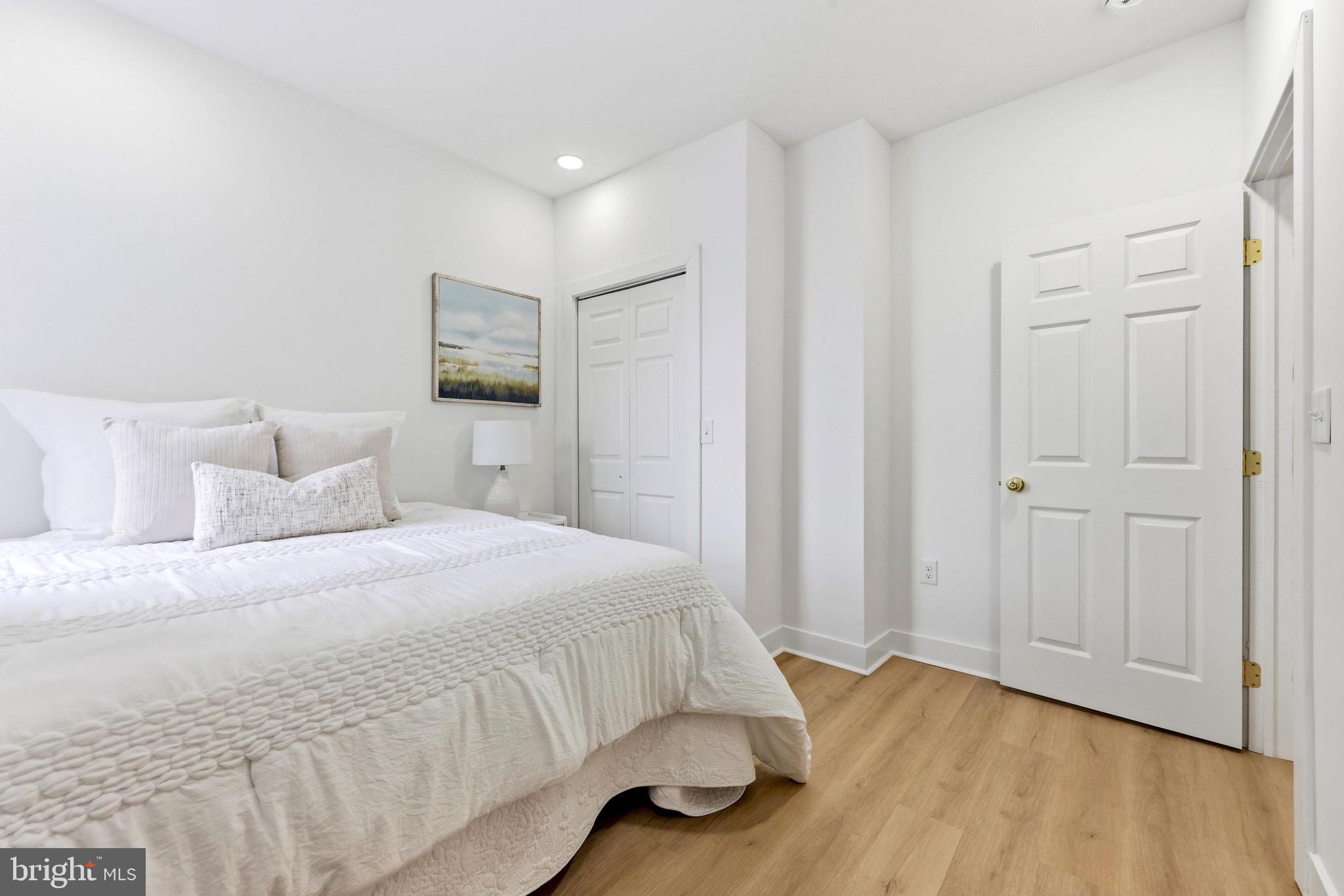 HAMPDEN HISTORIC DISTRICT - Residential