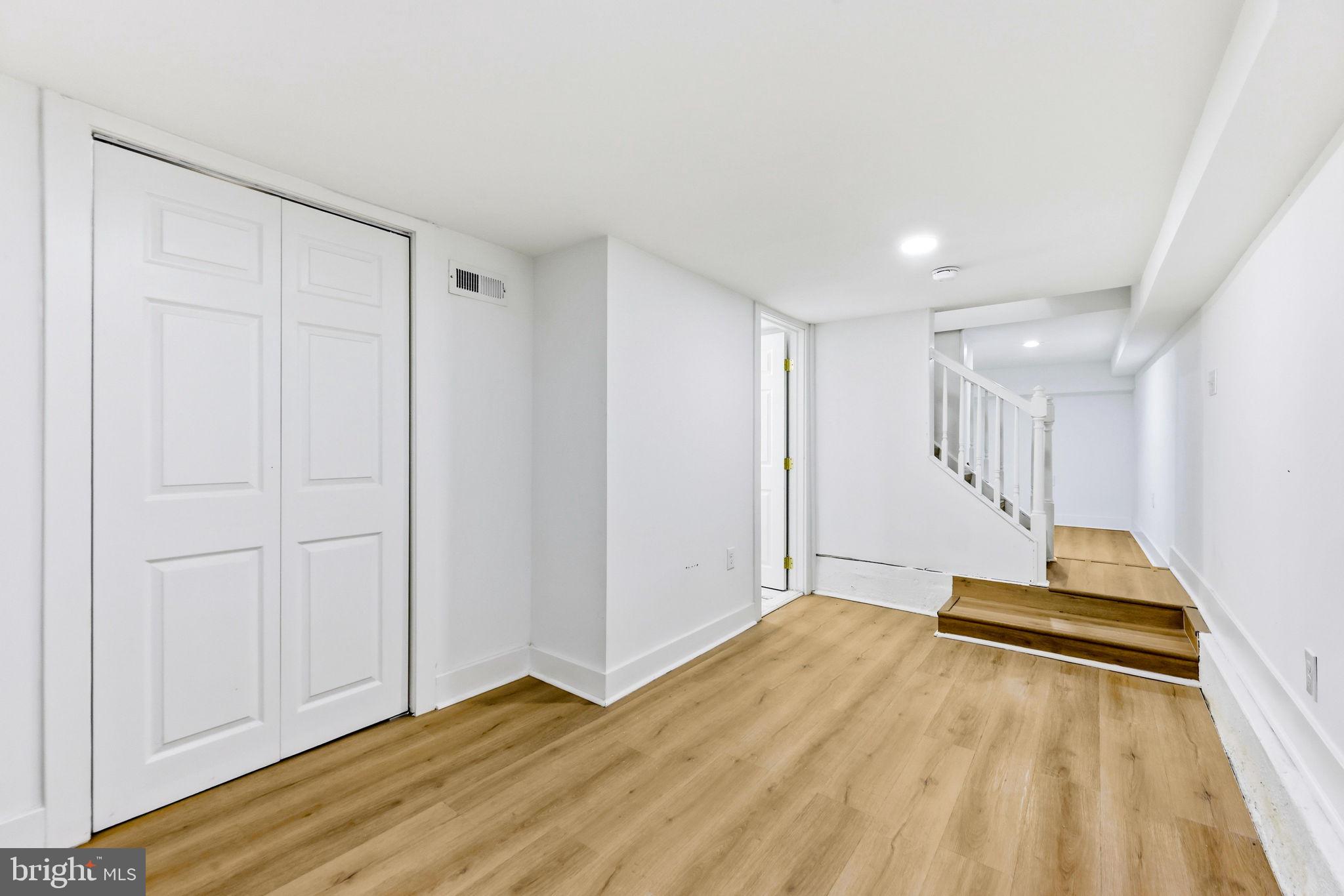 HAMPDEN HISTORIC DISTRICT - Residential