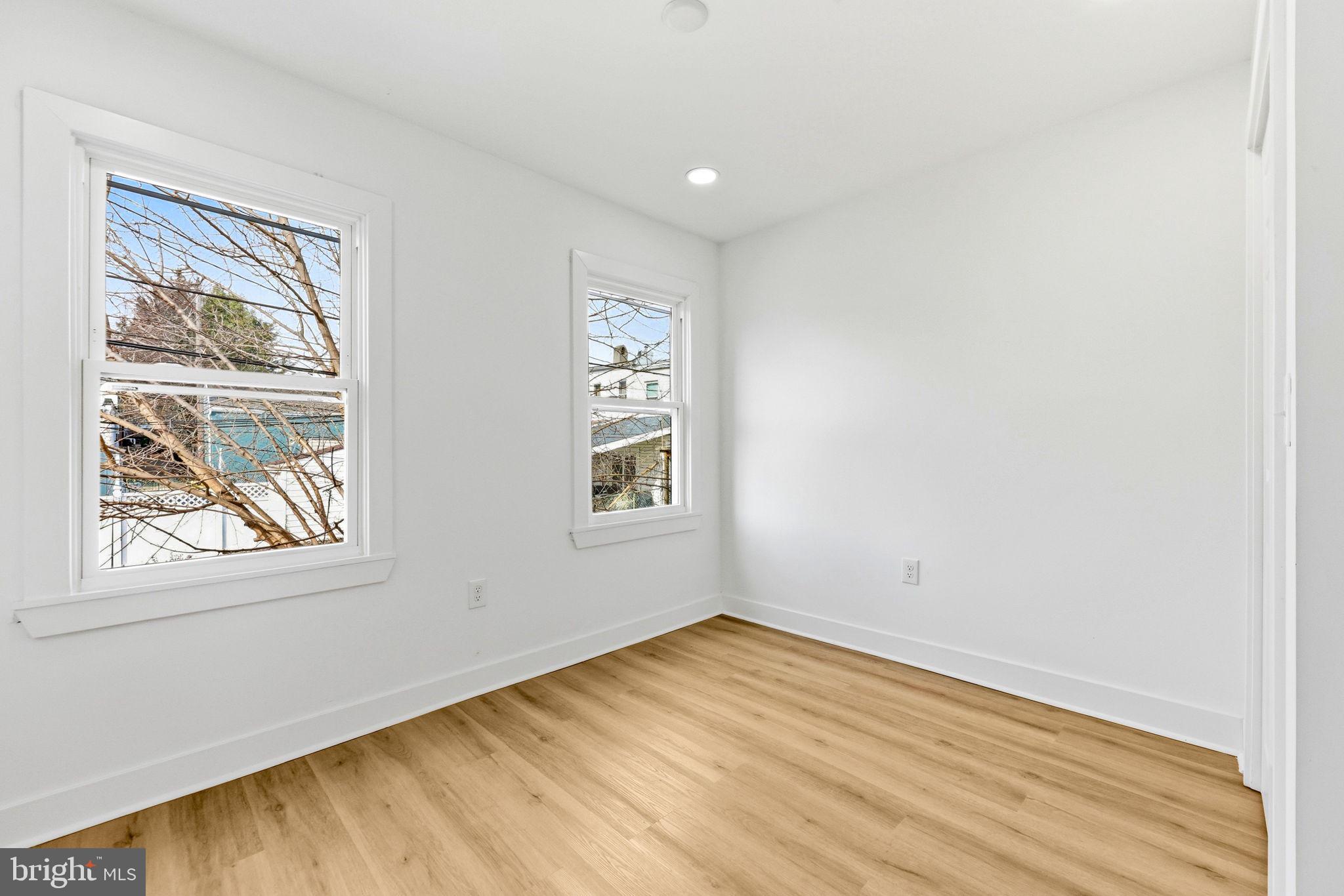 HAMPDEN HISTORIC DISTRICT - Residential