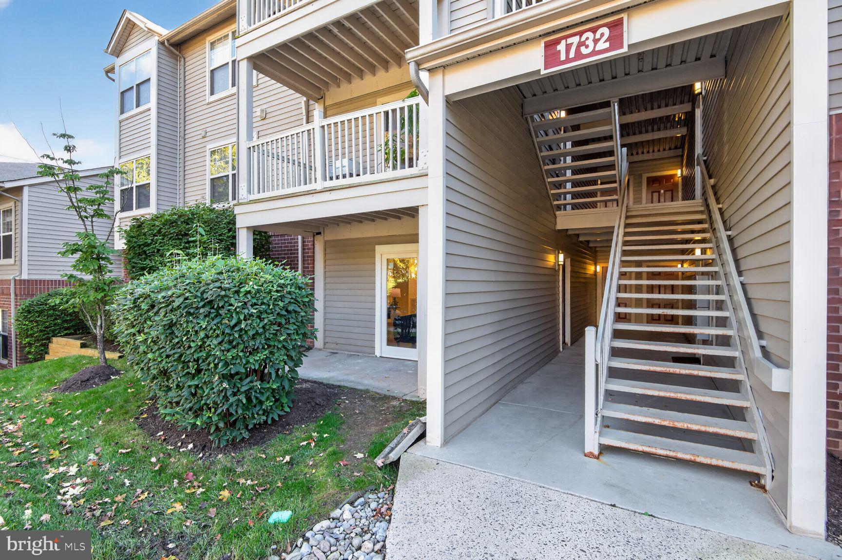 1732 ASCOT WAY 1732A