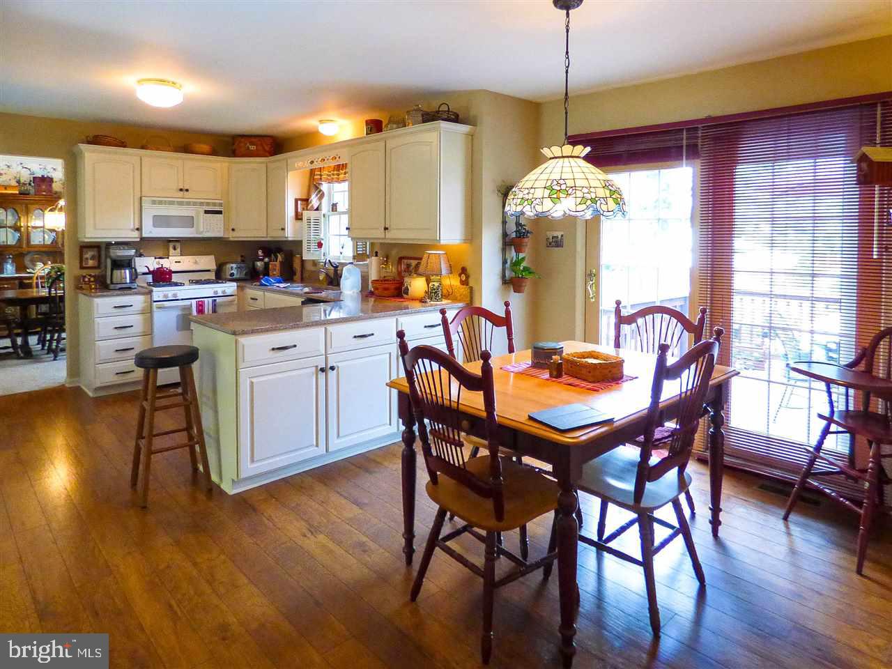 LEXINGTON MEADOWS - Residential