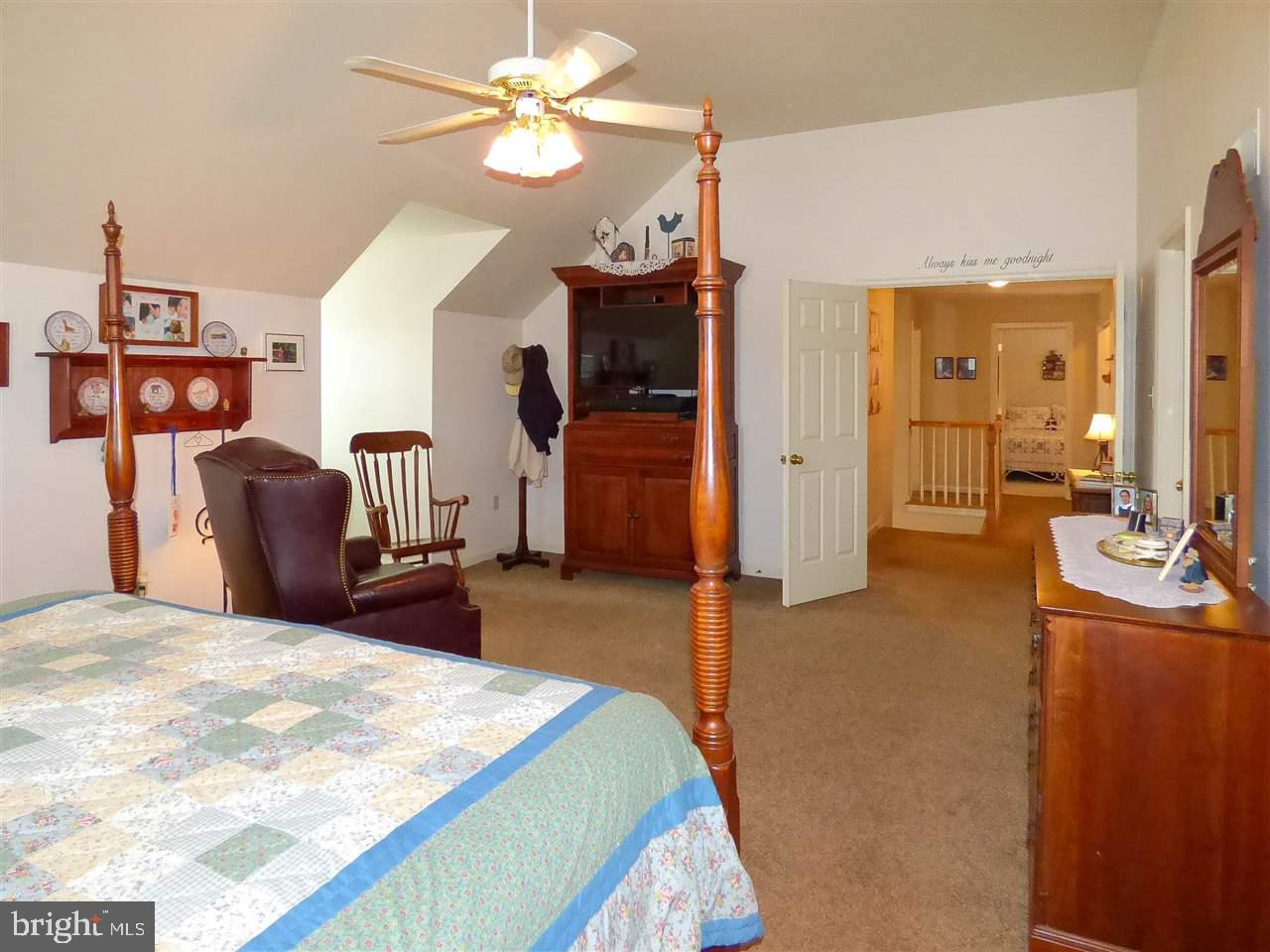 LEXINGTON MEADOWS - Residential