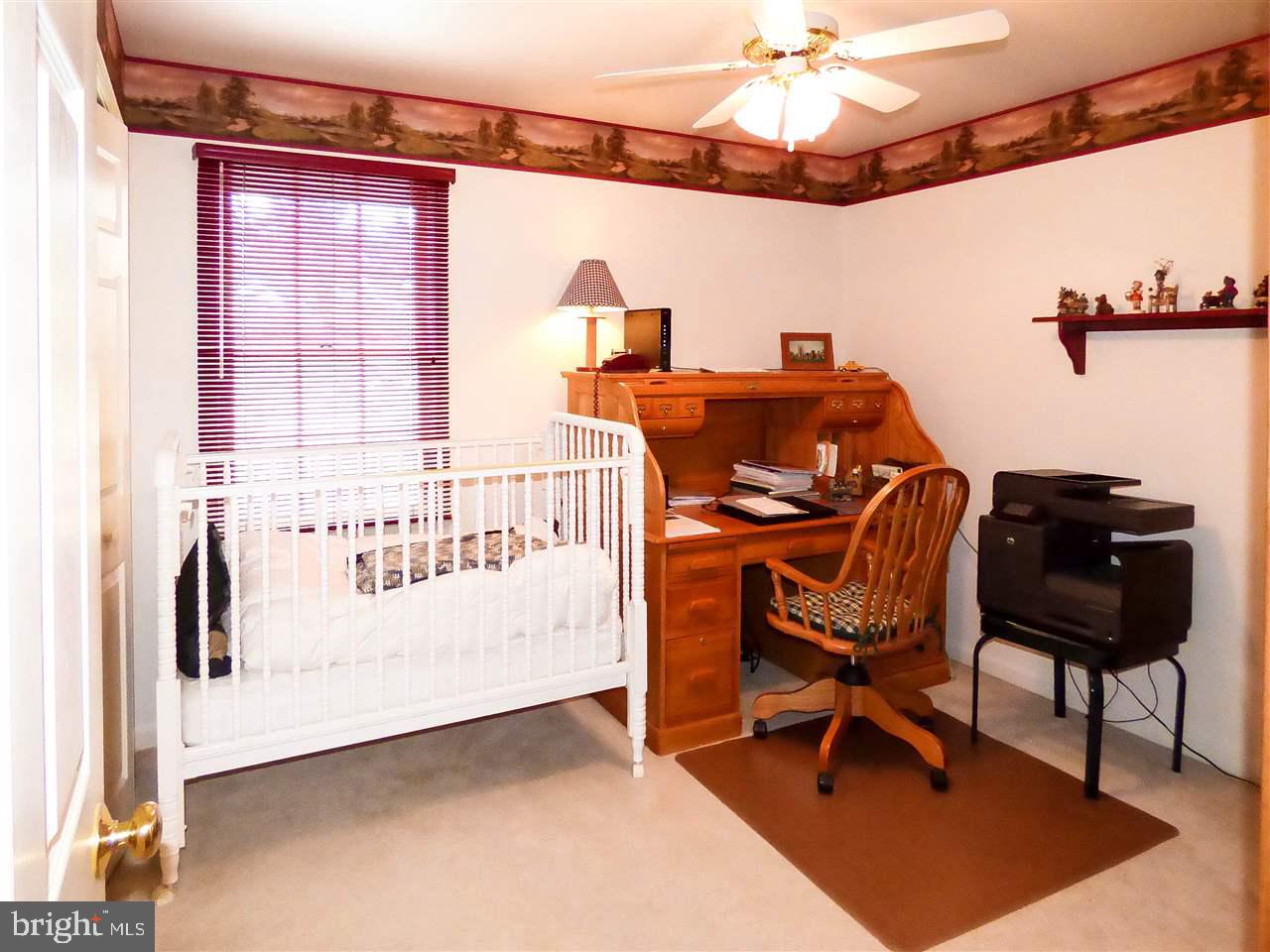LEXINGTON MEADOWS - Residential