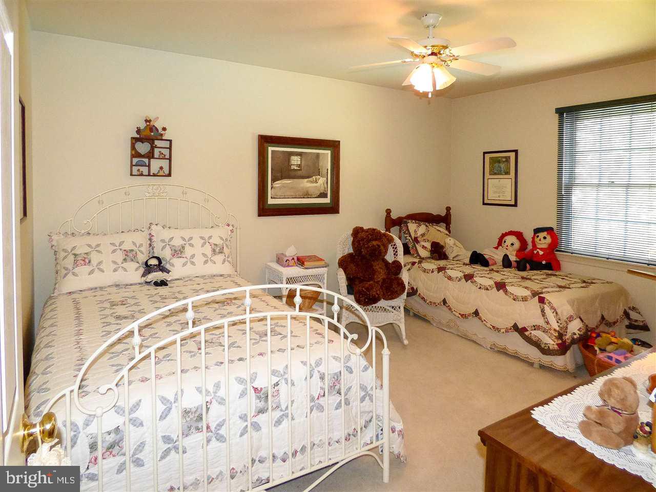 LEXINGTON MEADOWS - Residential