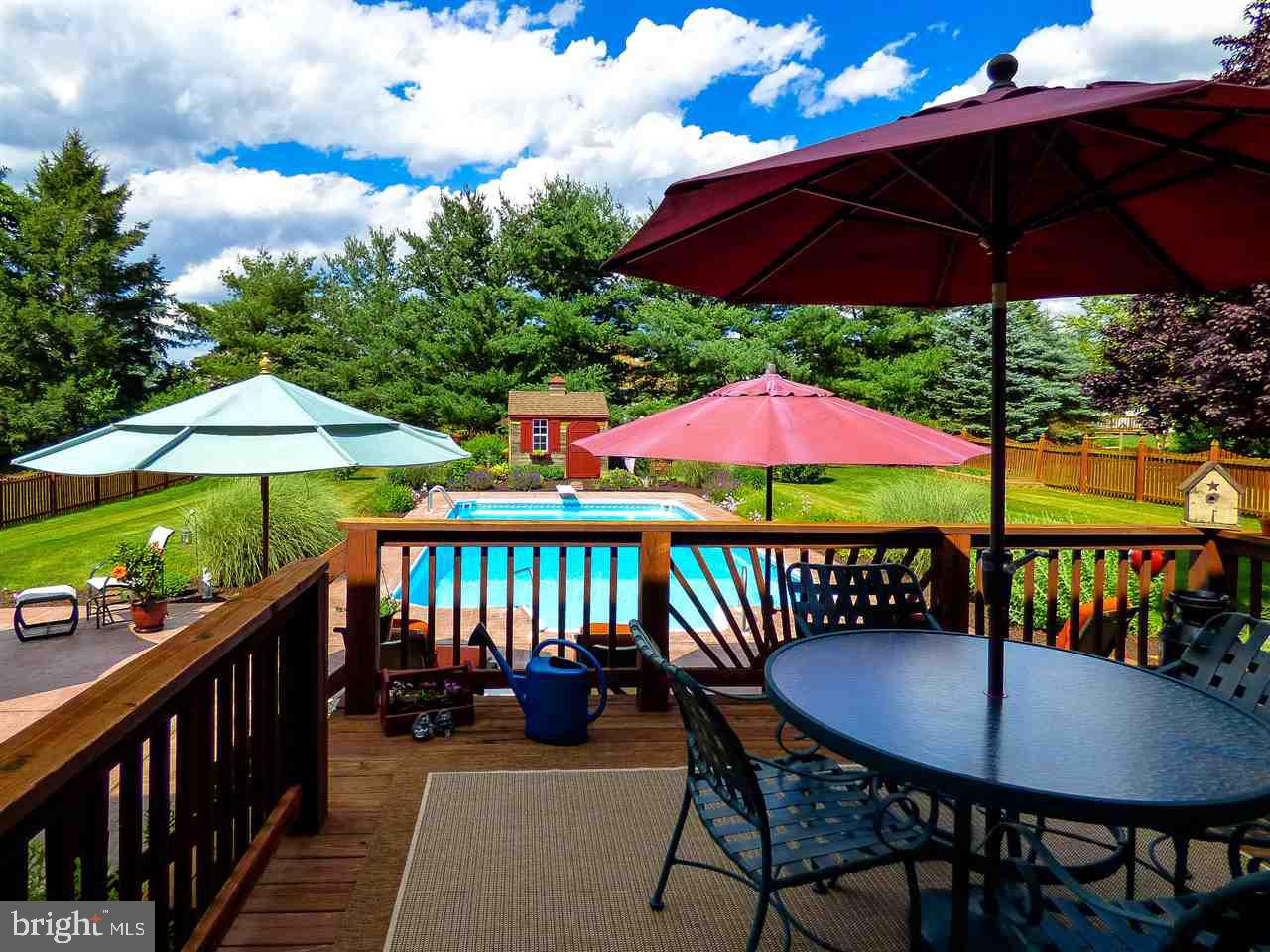 LEXINGTON MEADOWS - Residential