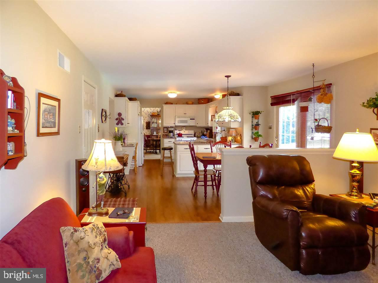 LEXINGTON MEADOWS - Residential