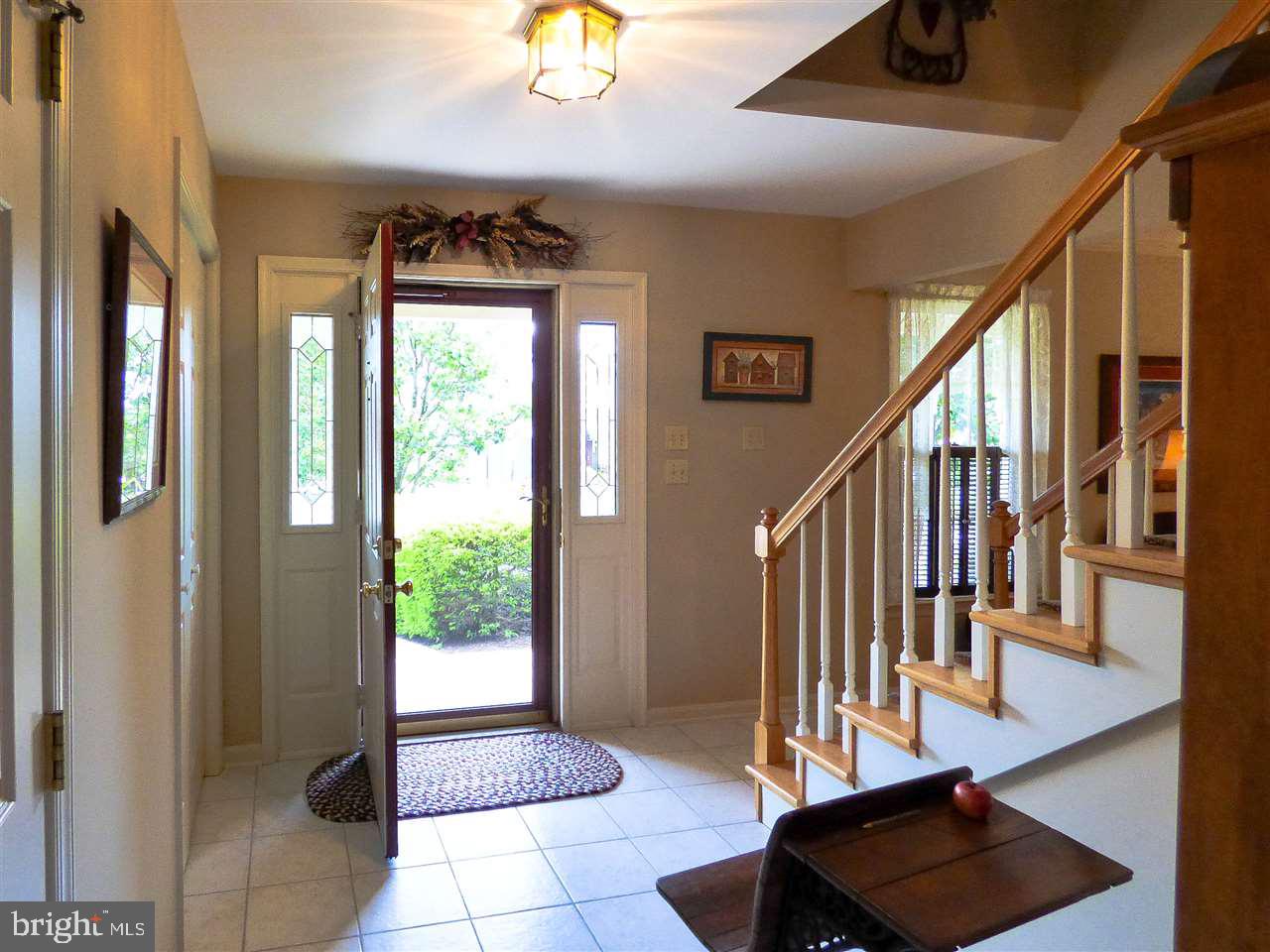 LEXINGTON MEADOWS - Residential