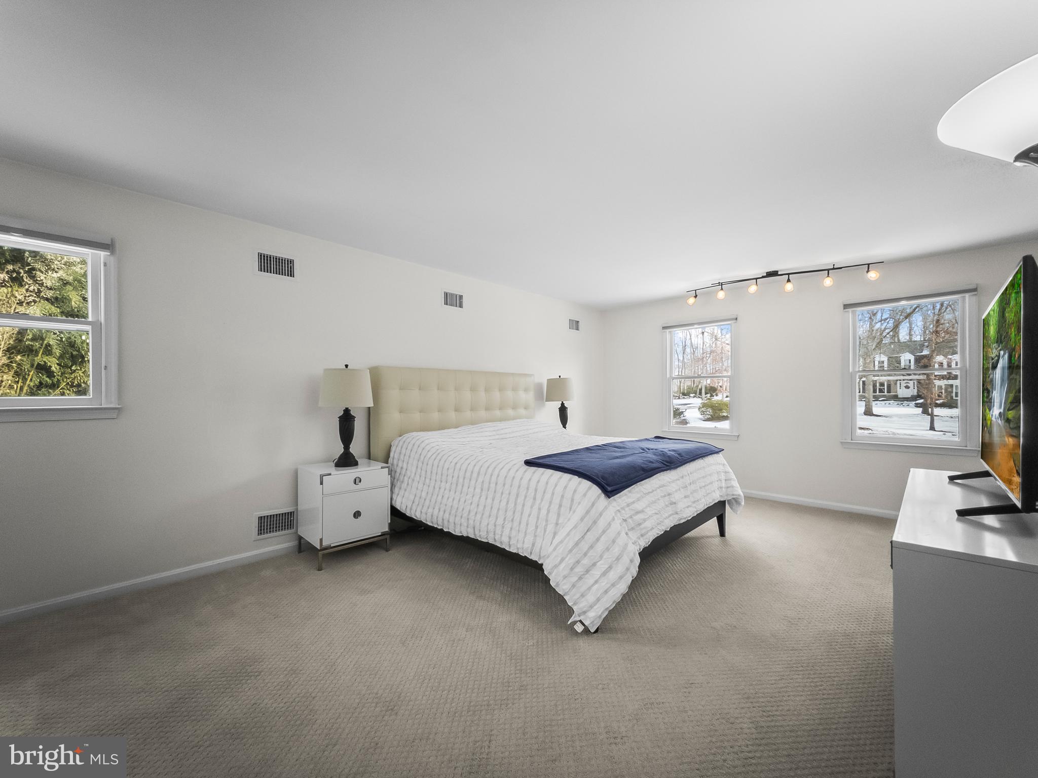 GOSHEN HUNT HILLS - Residential