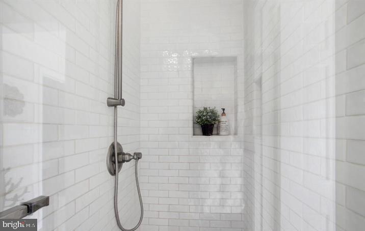 GOSHEN HUNT HILLS - Residential