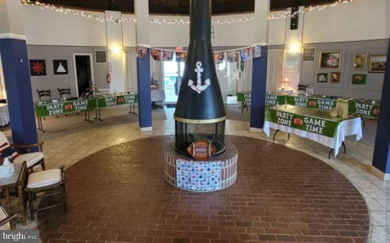 CABIN POINT - Residential