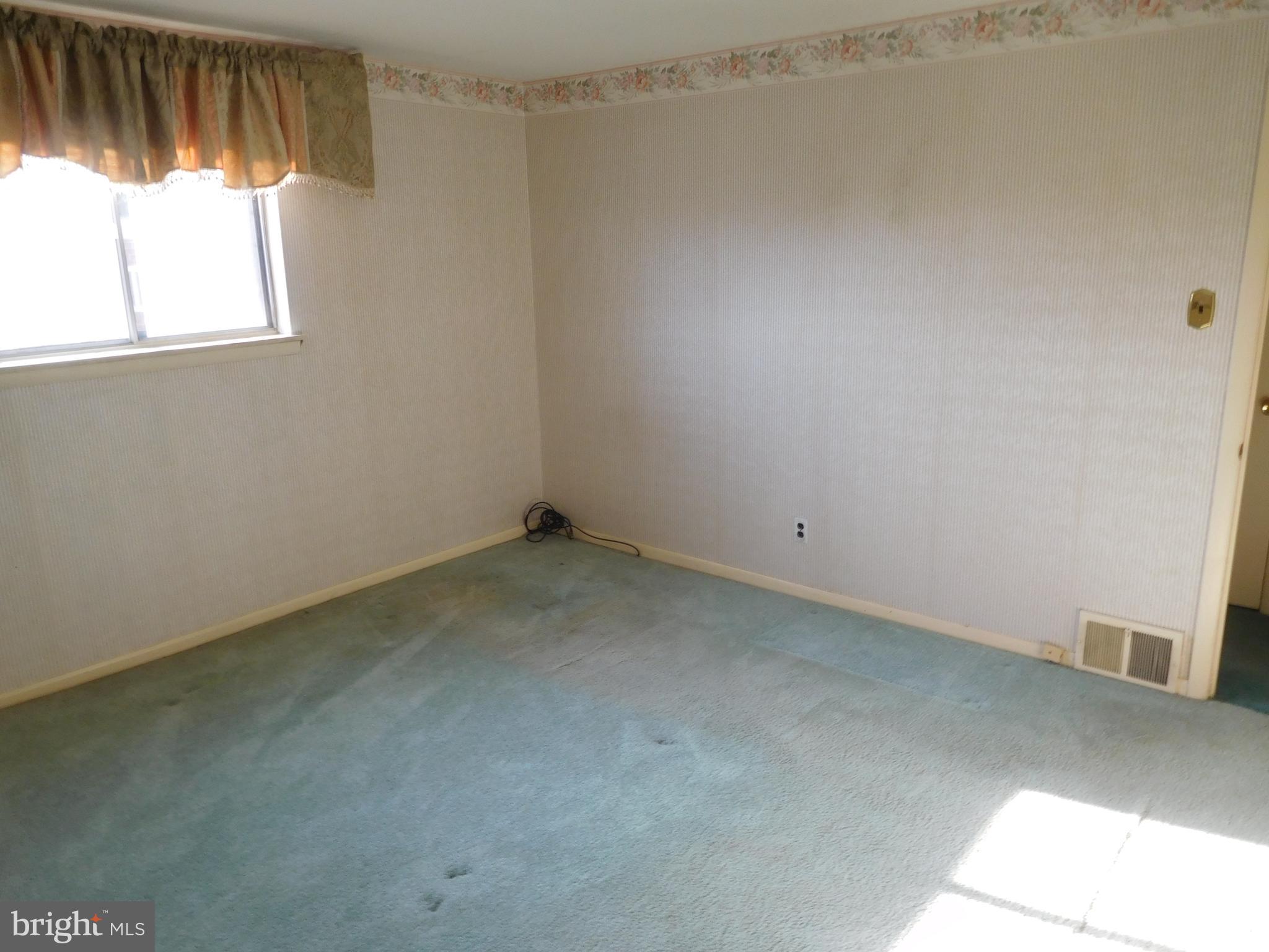 PINE VALLEY - Residential