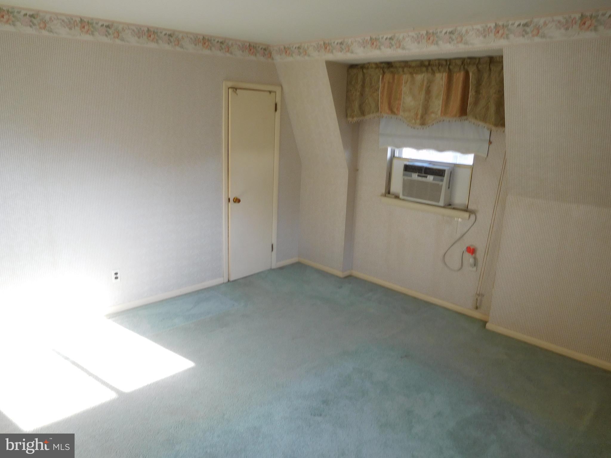 PINE VALLEY - Residential