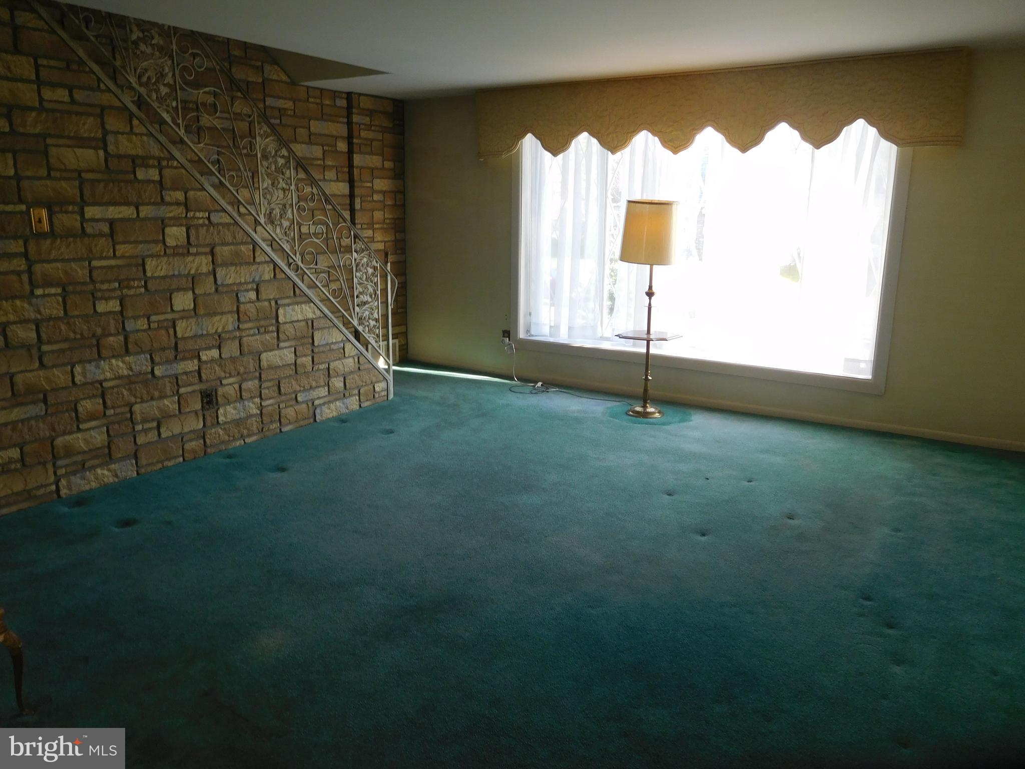 PINE VALLEY - Residential