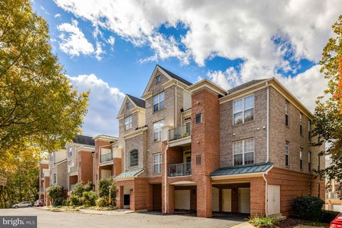 12165 ABINGTON HALL PLACE 102 RESTON VA 20190