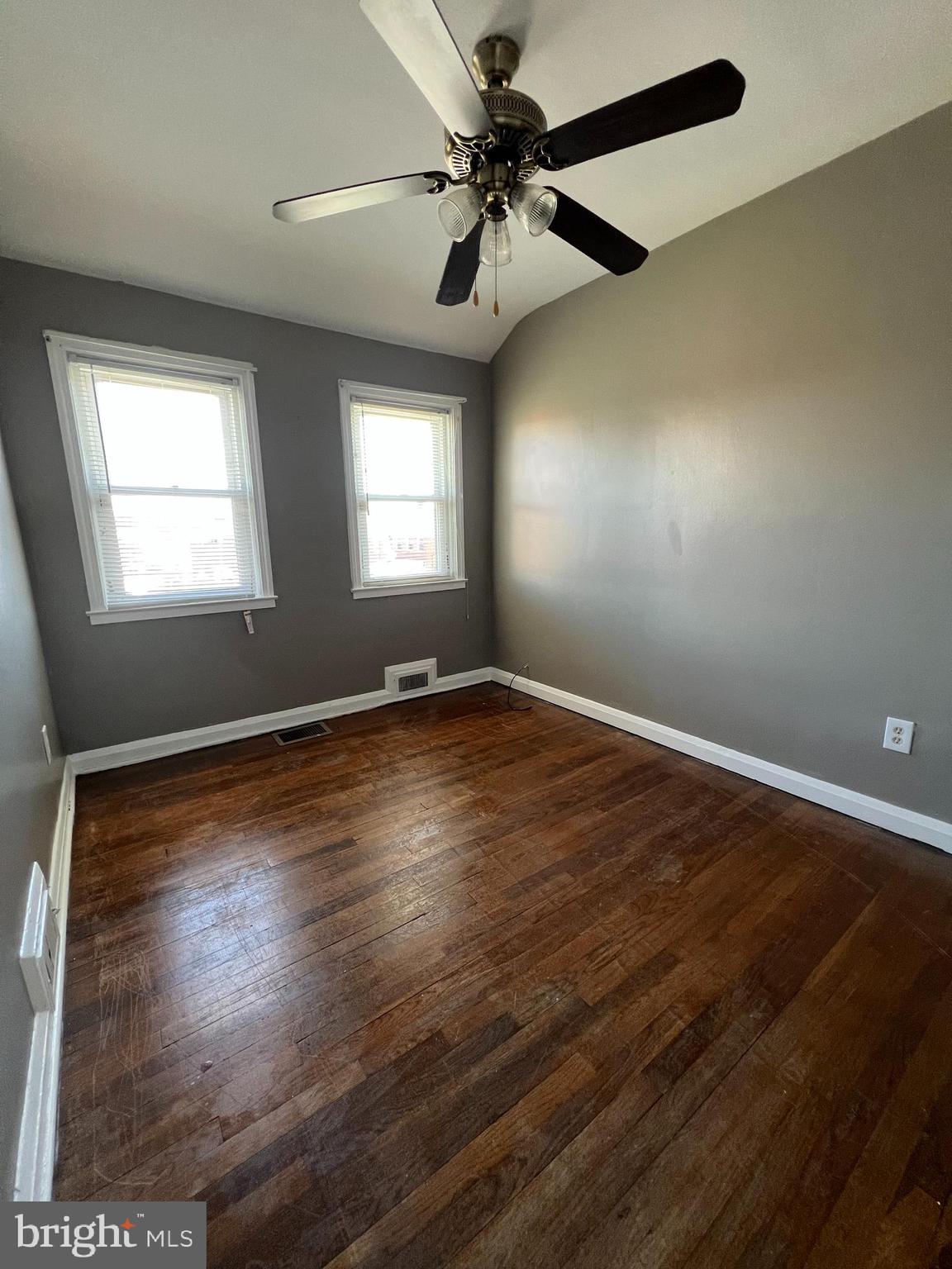 GOVANS - Residential Lease