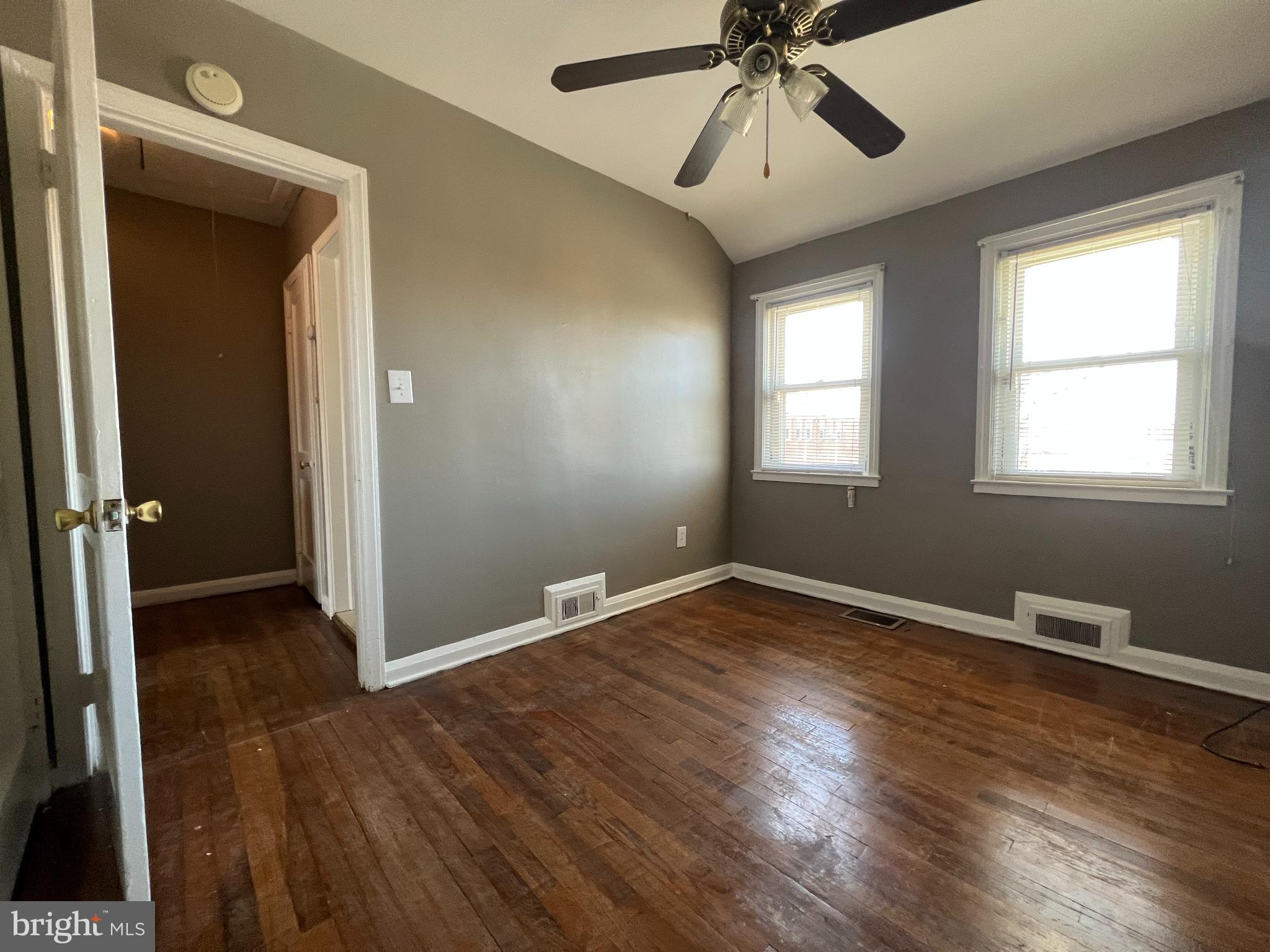 GOVANS - Residential Lease