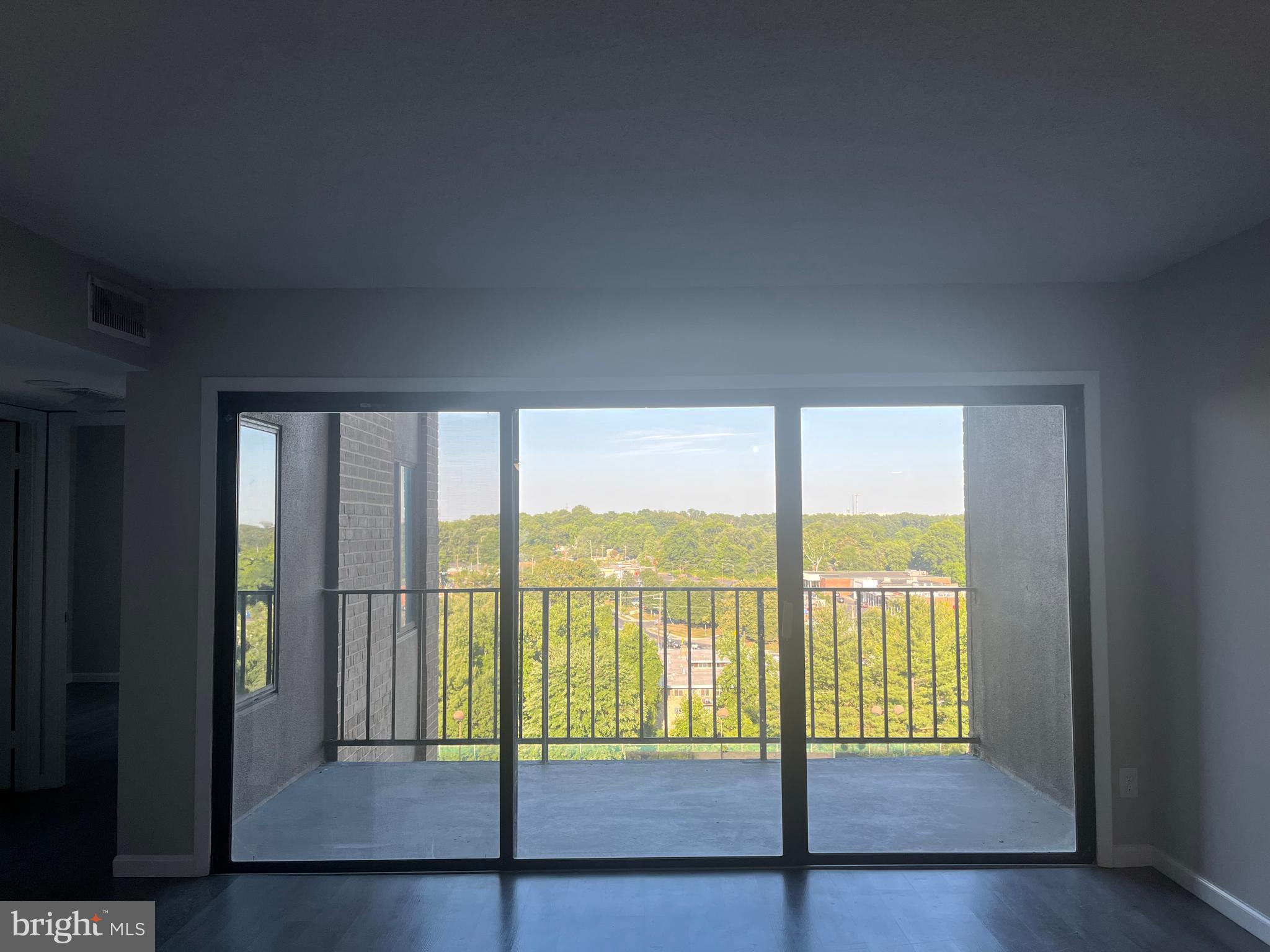 RACQUET CLUB - Residential